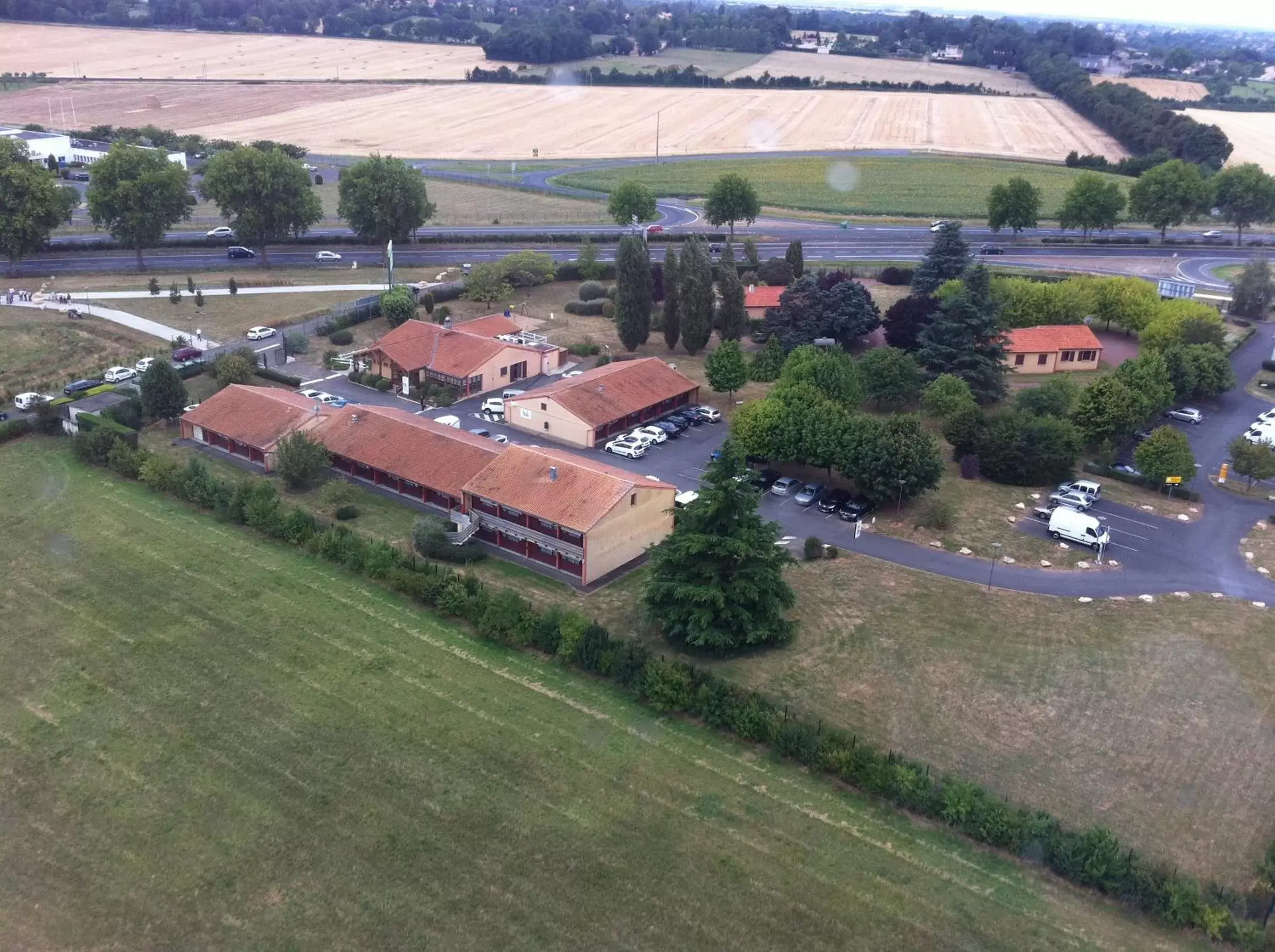 Bird's eye view, Bird's-eye View in Kyriad Niort - La Crèche