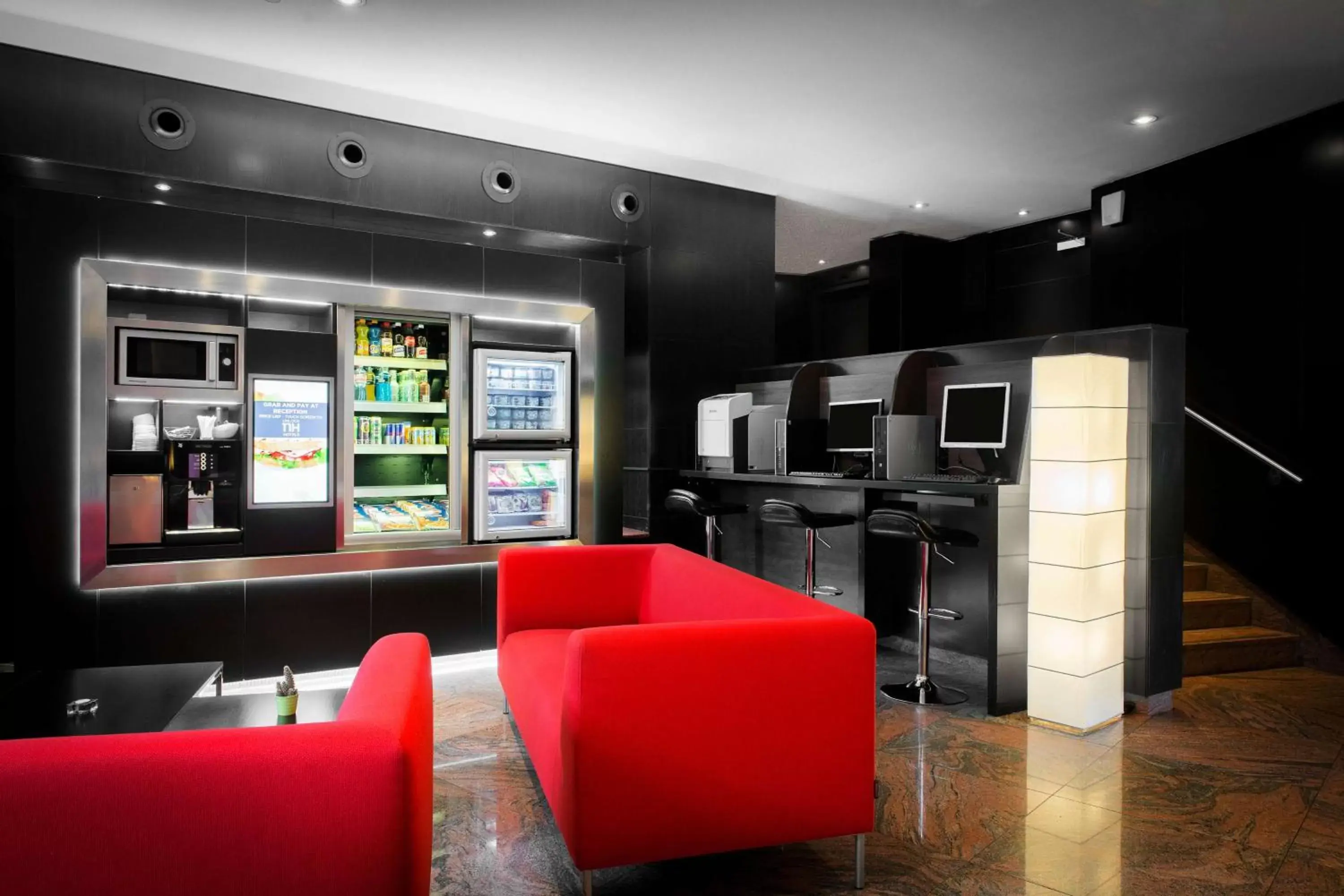 Other, Lounge/Bar in NH Geneva Airport Hotel