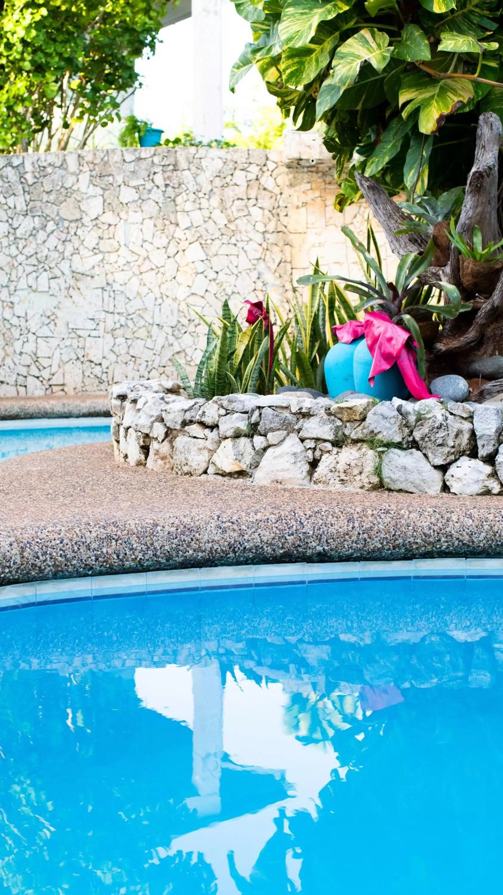 Pool view in Hosteria Mar y Sol