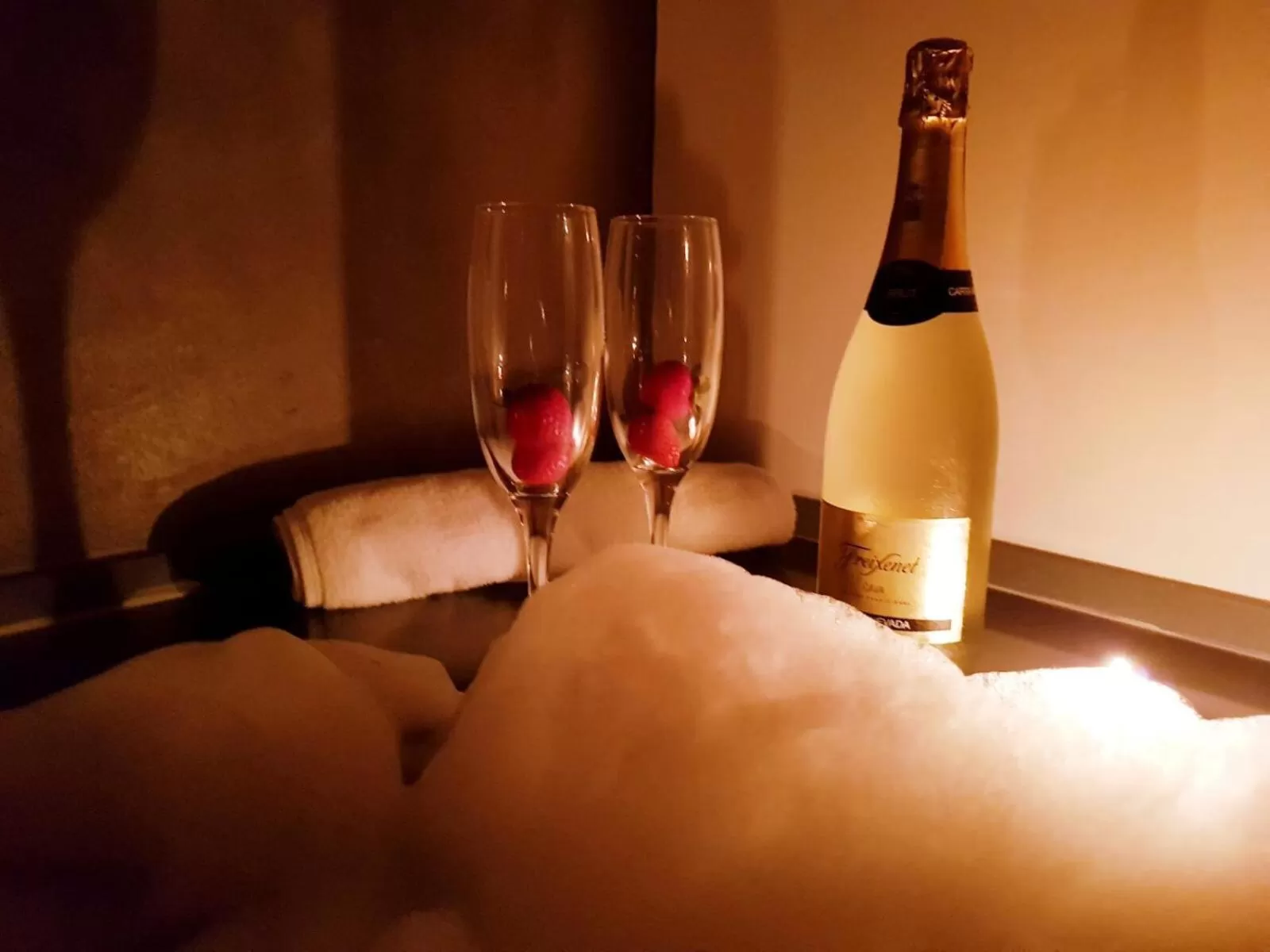 Hot Tub in S30 Reina Victoria