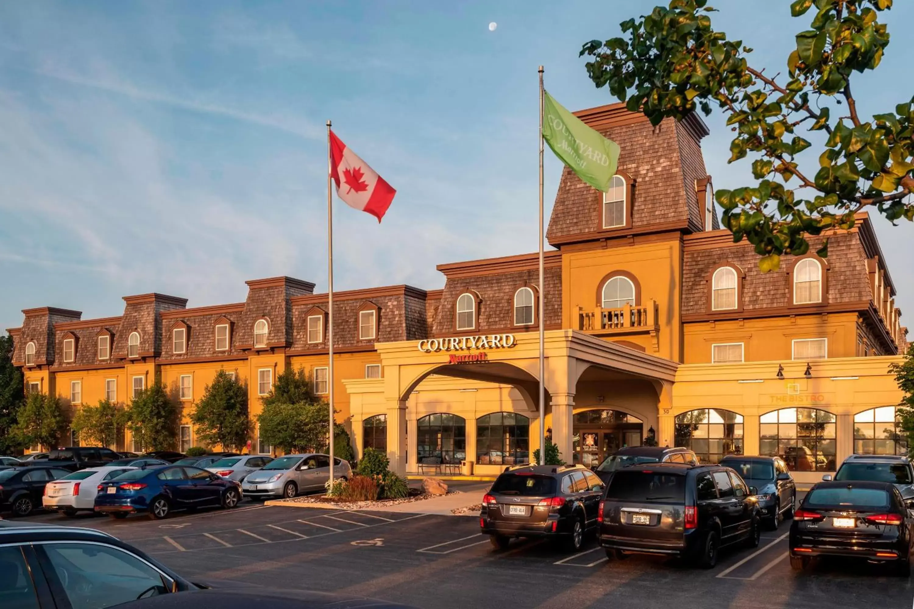 Property Building in Courtyard by Marriott Waterloo St. Jacobs