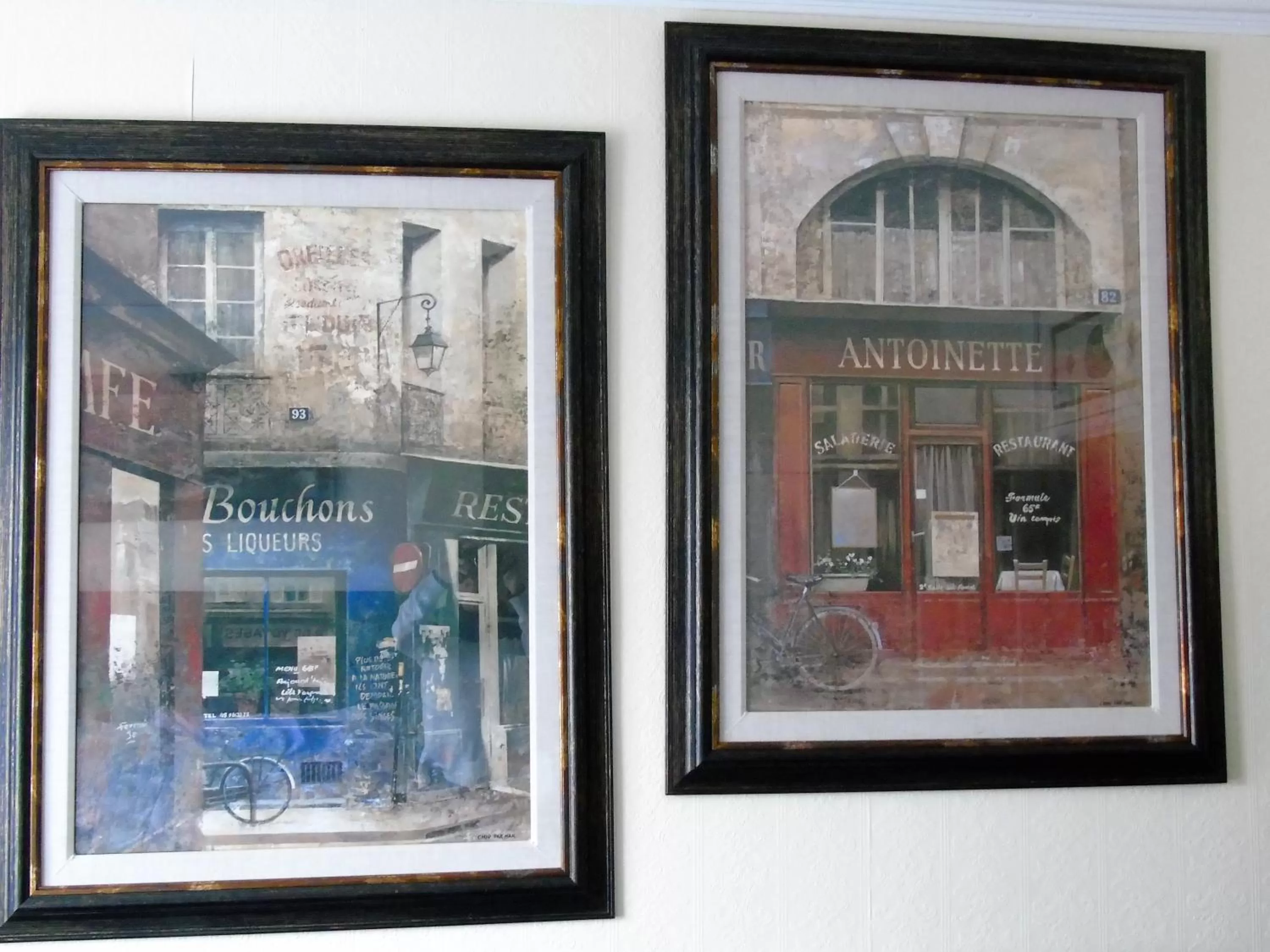 Bedroom in The Charleston Inn