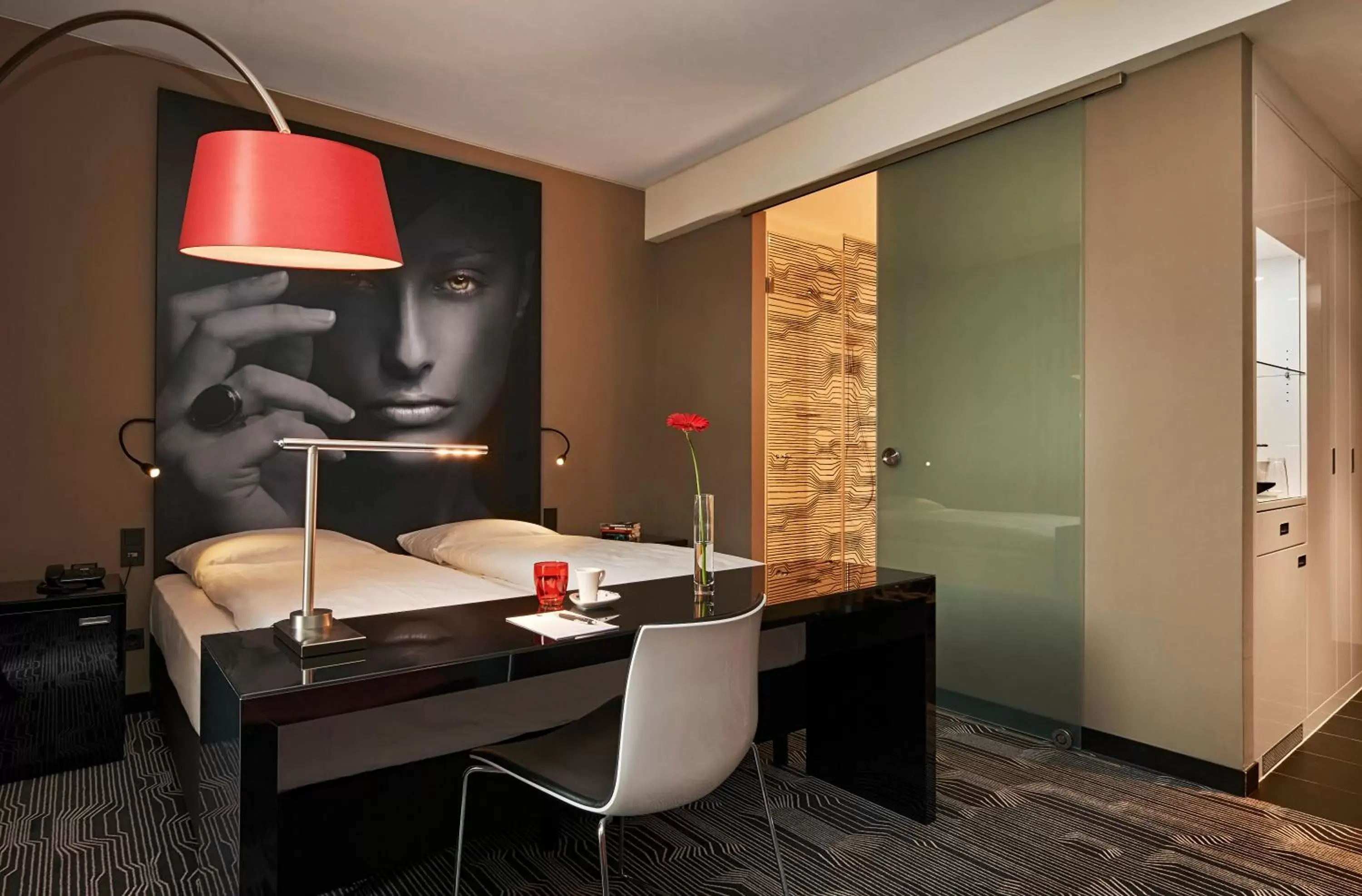 Bathroom, Seating Area in LÉGÈRE HOTEL Tuttlingen