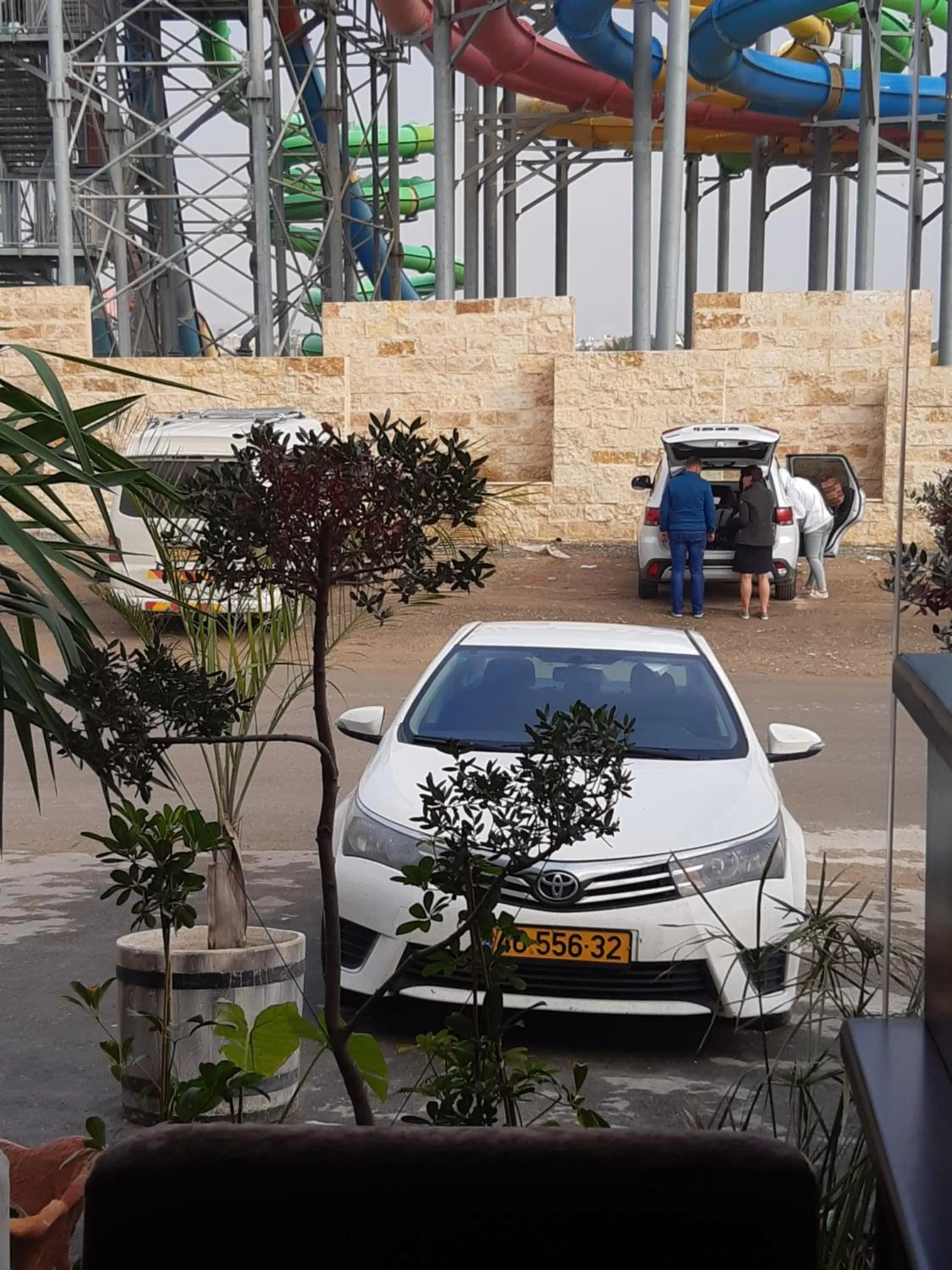 Dolphin Suites Hotel