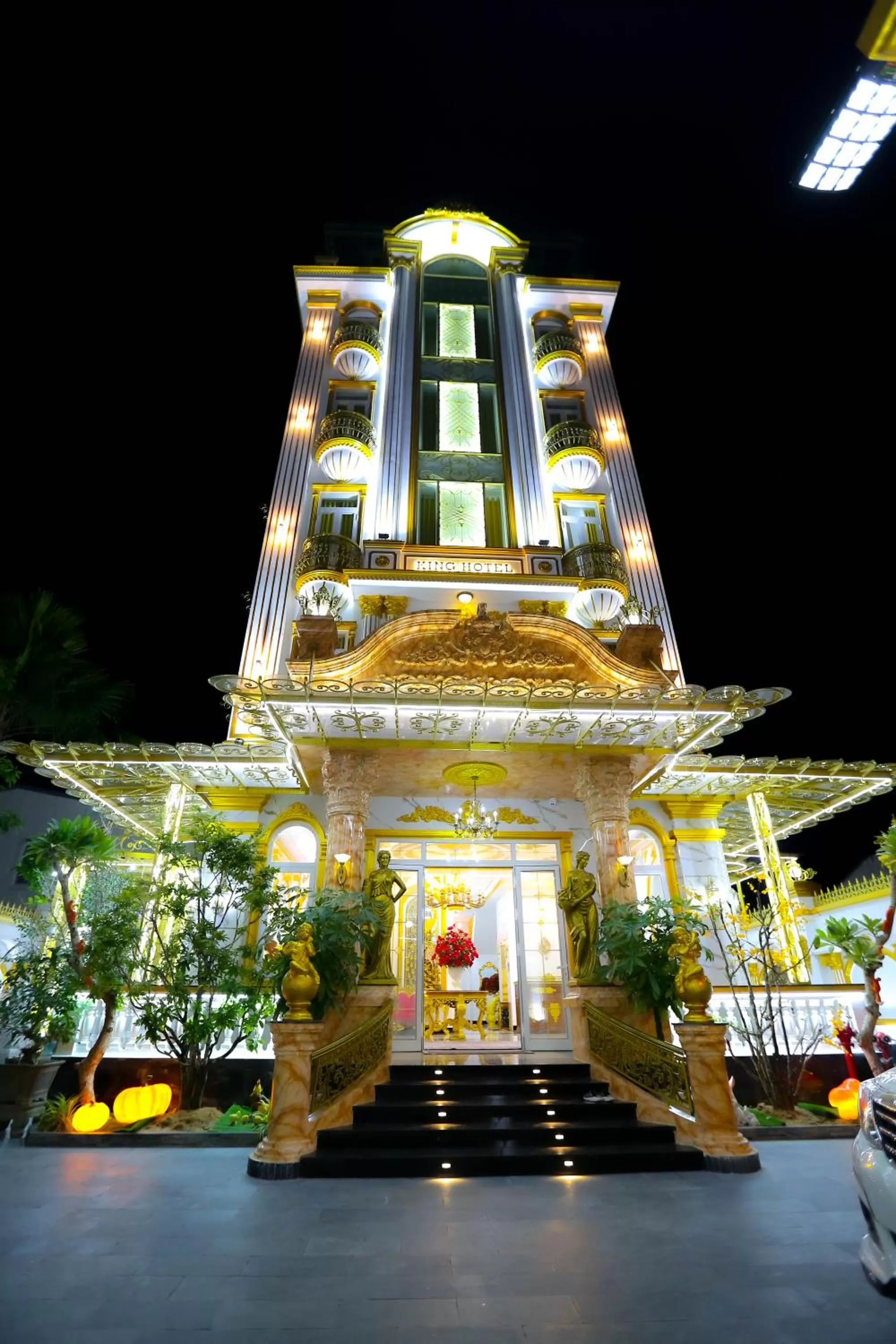 Facade/entrance in KING VILLA QUẢNG NGÃI
