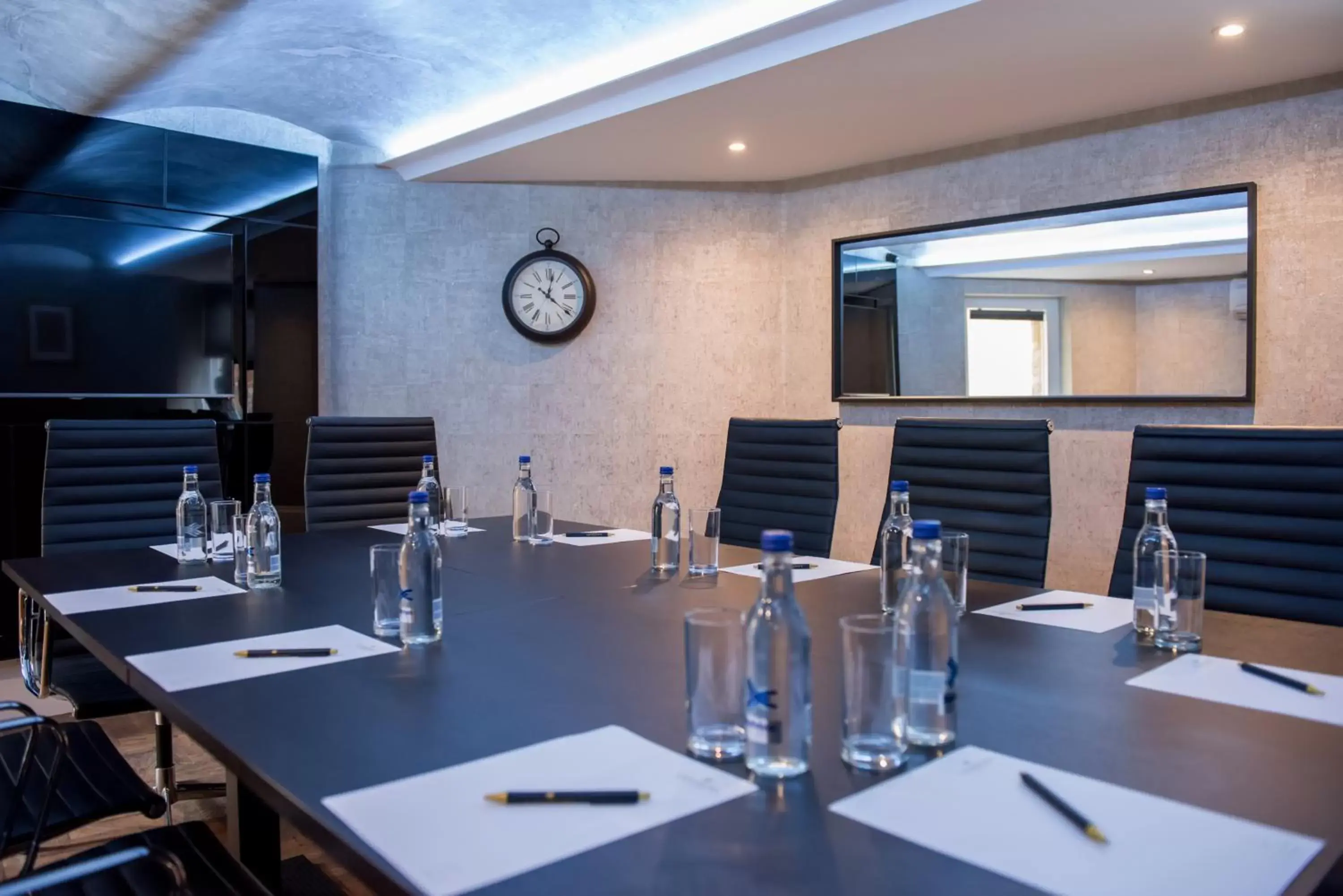 Meeting/conference room, Business Area/Conference Room in Lansbury Heritage Hotel