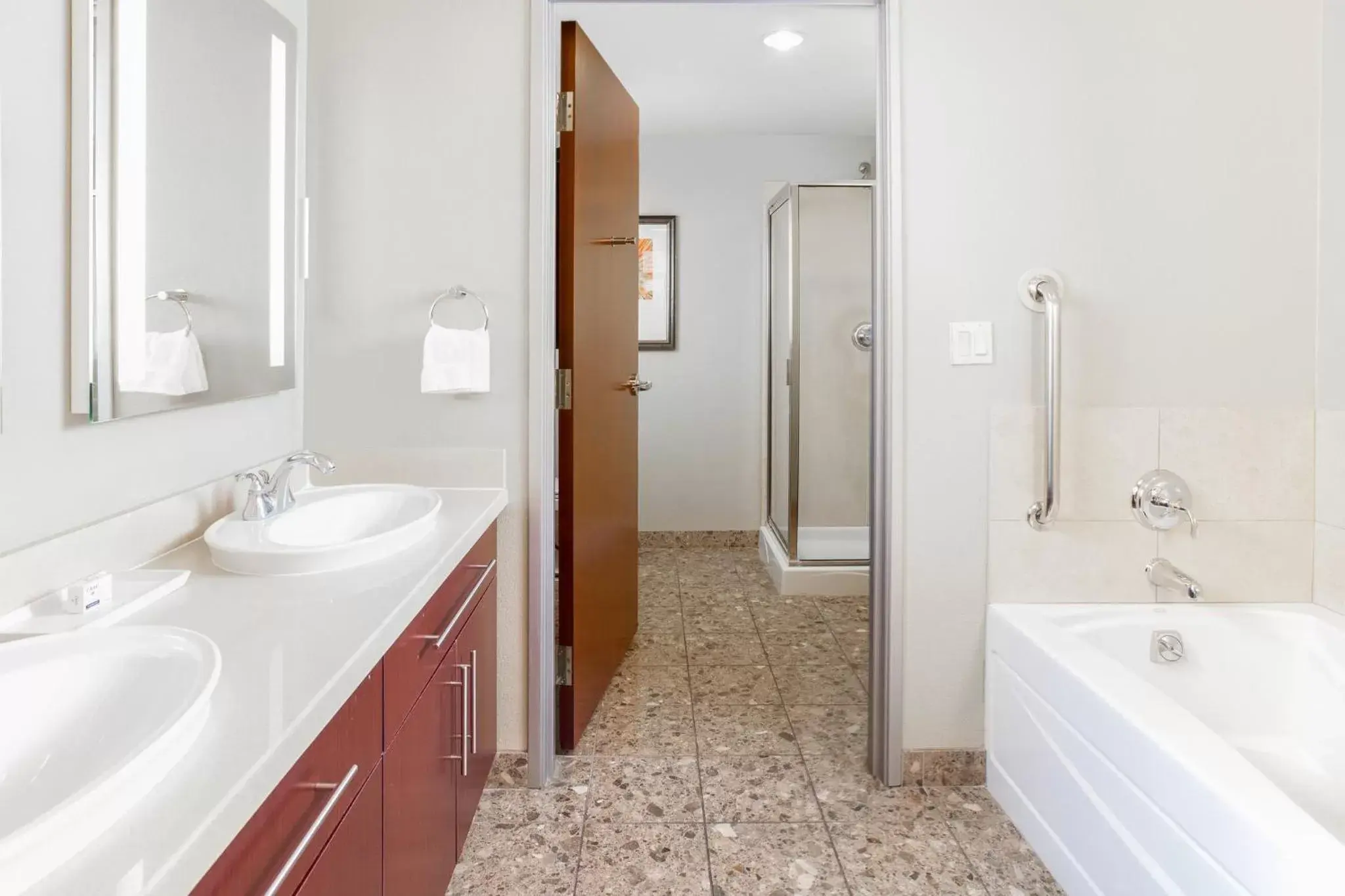 Bathroom in Staybridge Suites Las Vegas - Stadium District