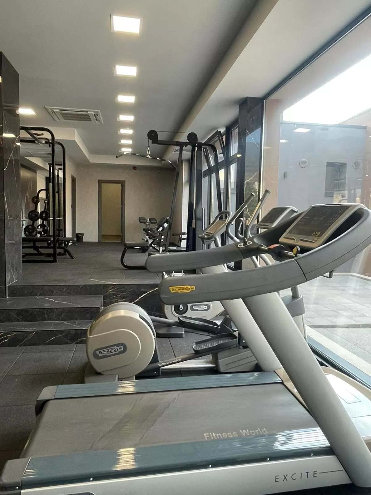 Fitness centre/facilities in Jitomir Hotel