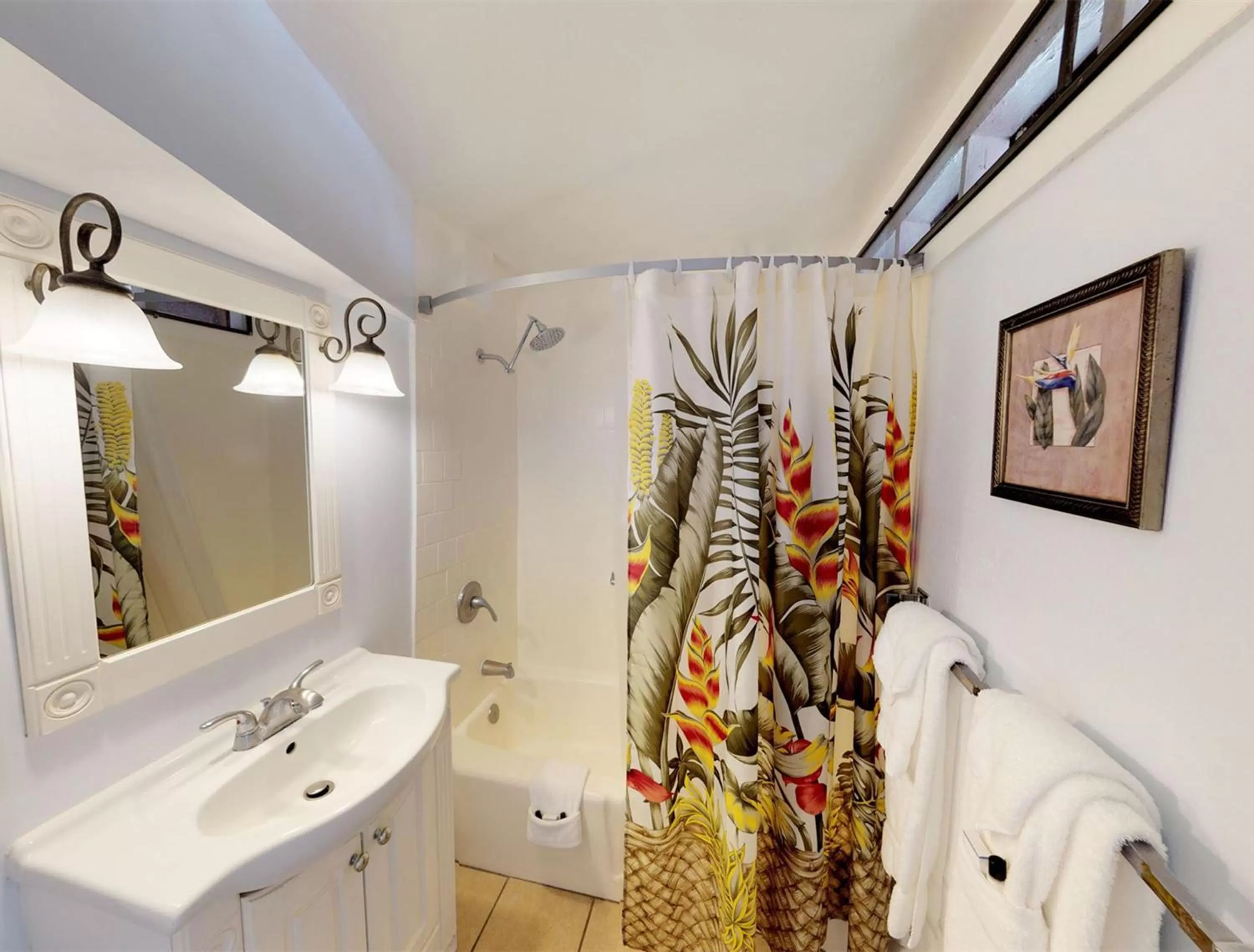 Shower in Hotel Moloka'i