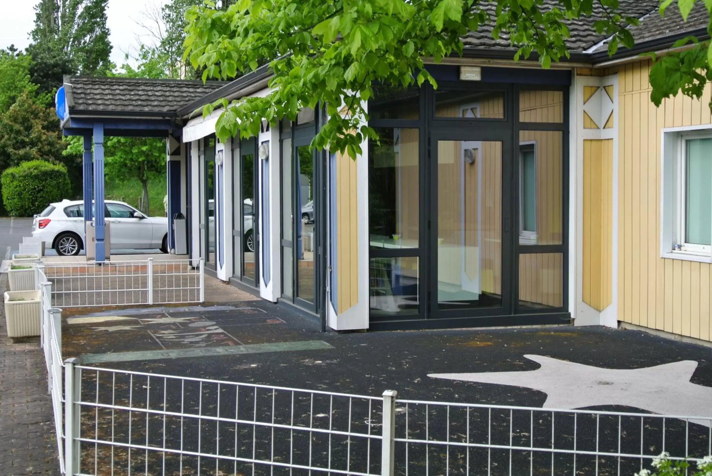 Facade/entrance in ibis budget Marne la Vallée Bry sur Marne