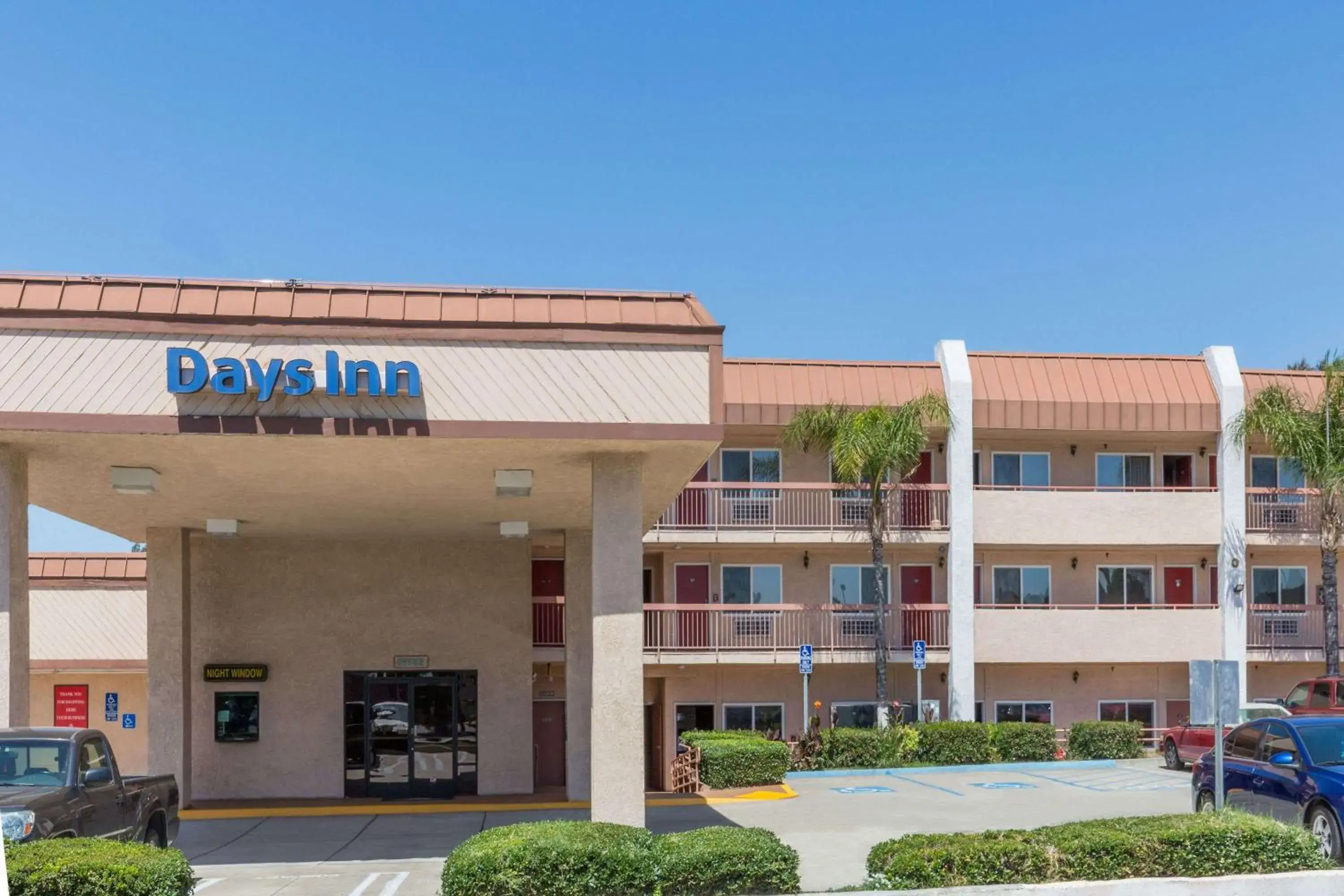 Property Building in Days Inn by Wyndham Ontario Airport