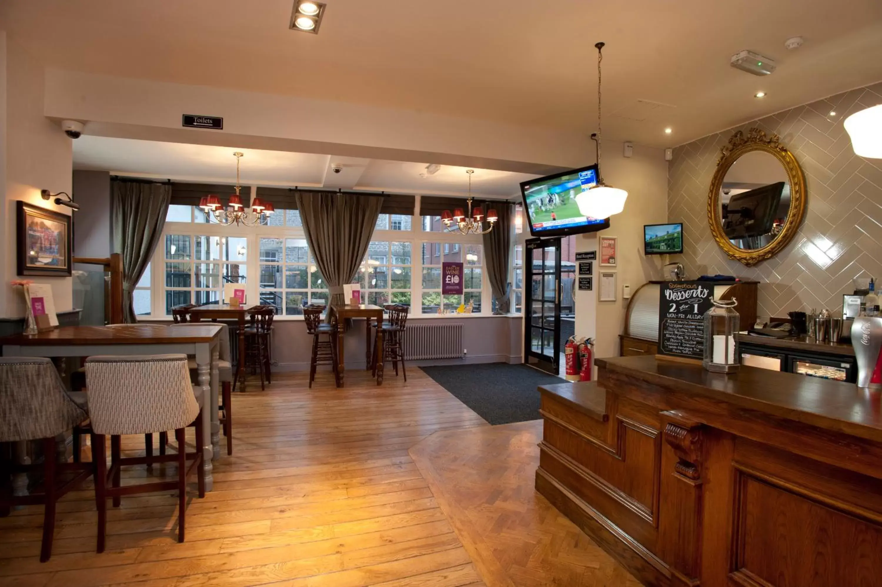 Property building, Restaurant/Places to Eat in The Goddard Arms