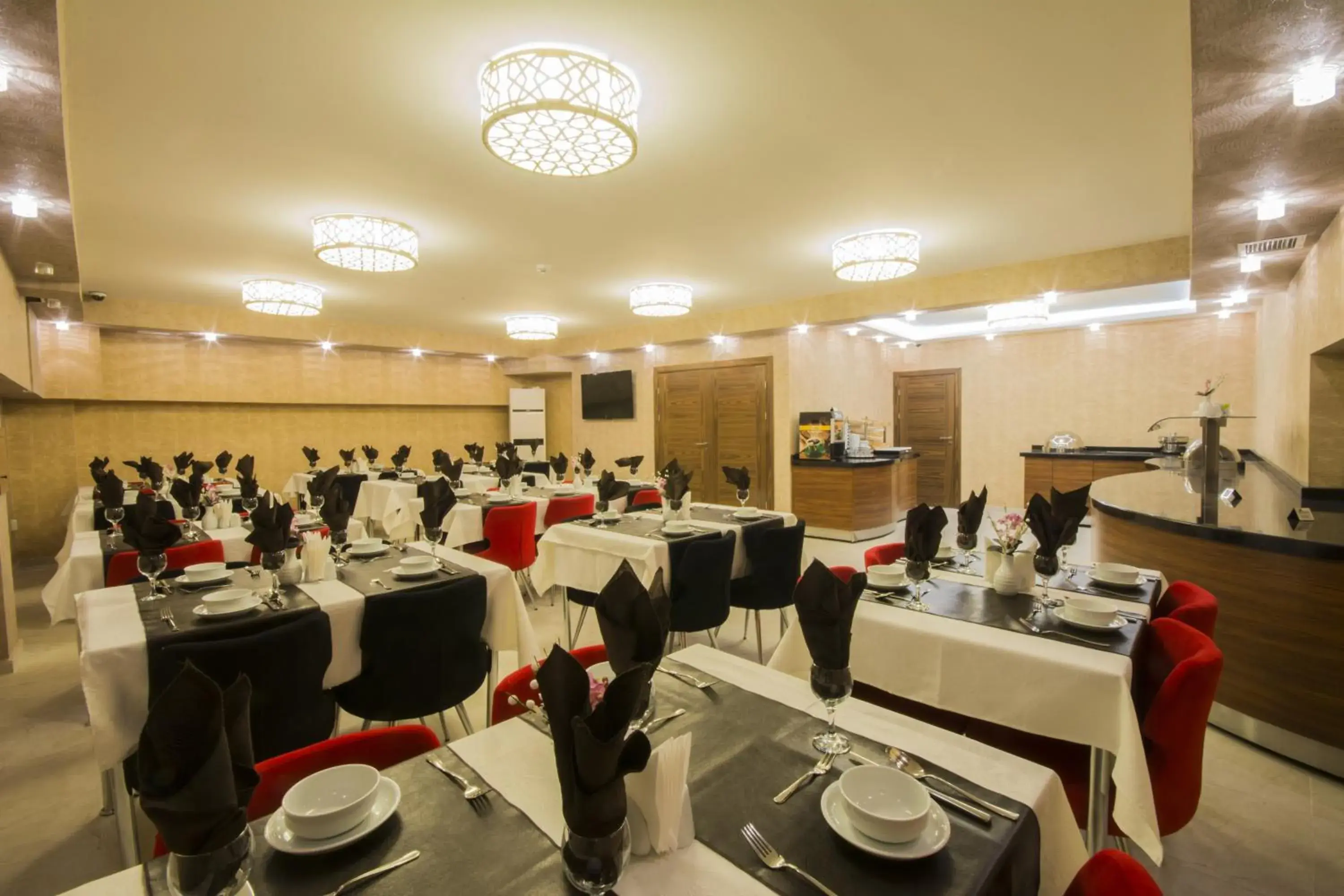 Restaurant/Places to Eat in HOTEL BUSİNESS HAN