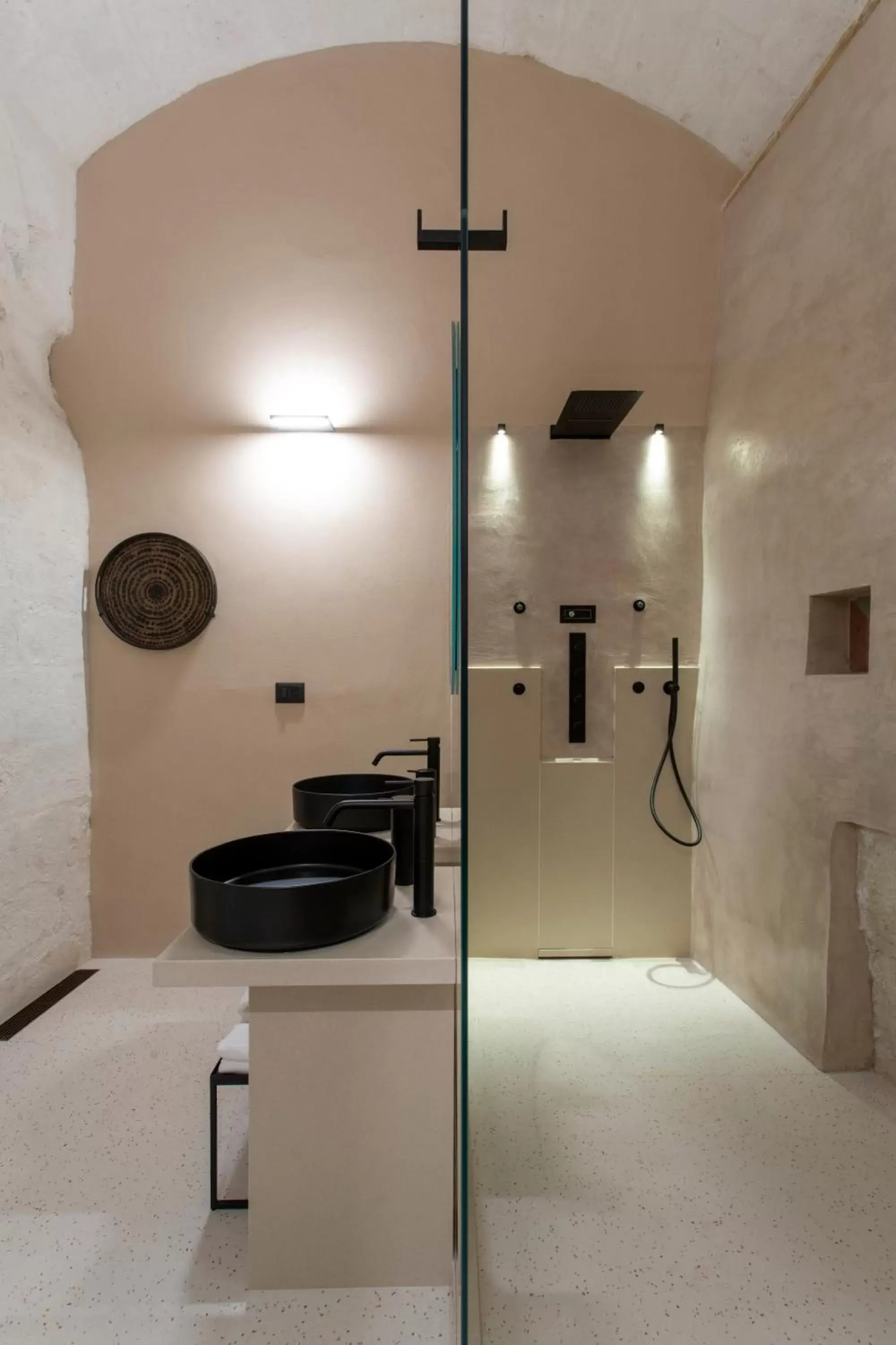 Shower, Bathroom in PIANELLE RESORT