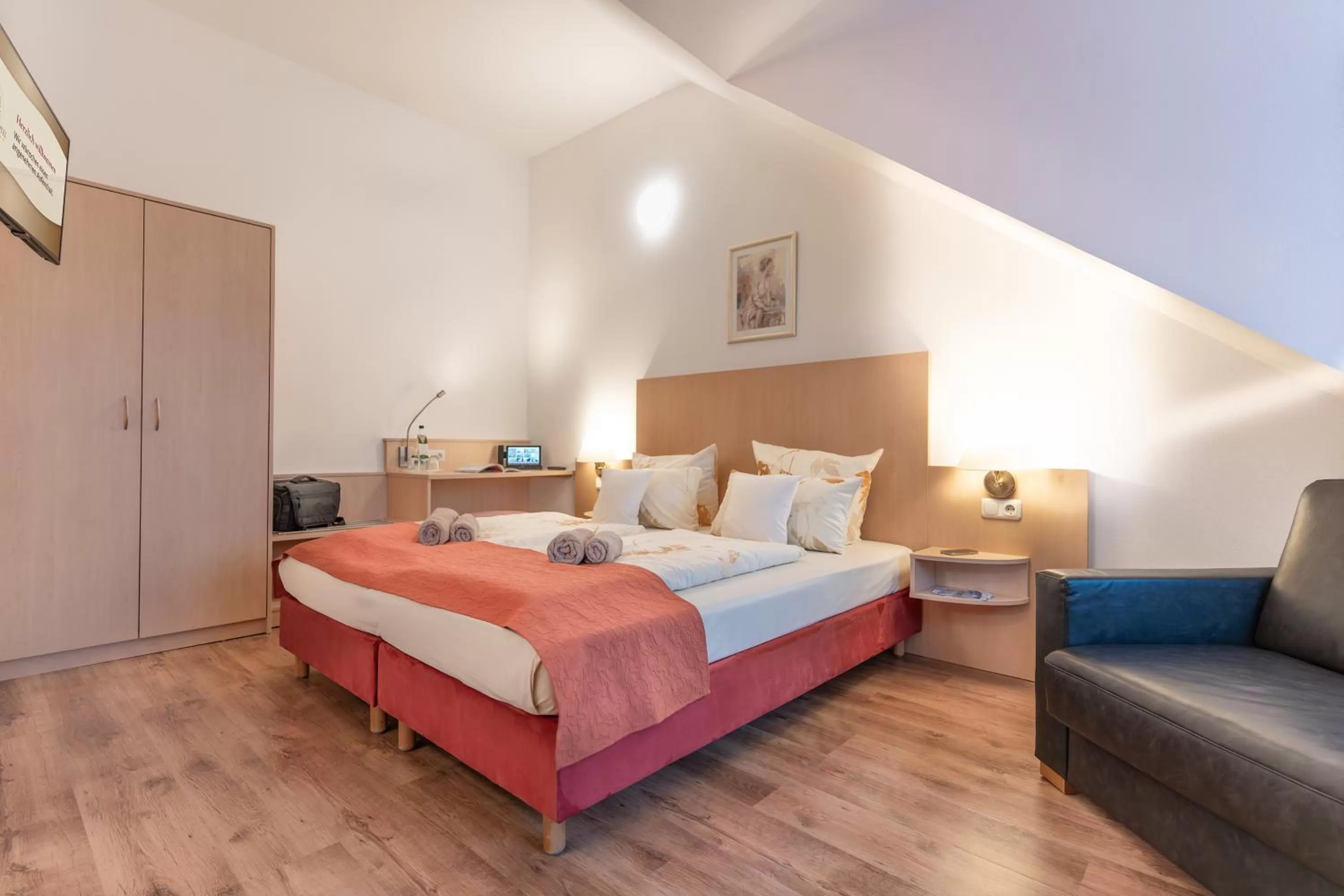 Photo of the whole room, Bed in Schlossberghotel Oberhof