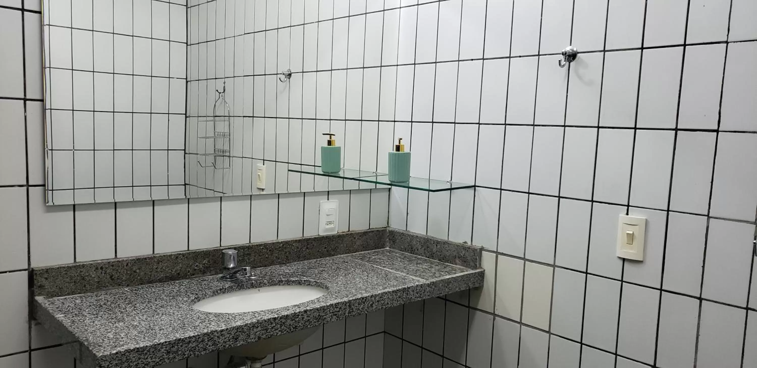 Bathroom in LIVE IN FORTALEZA HOTEL