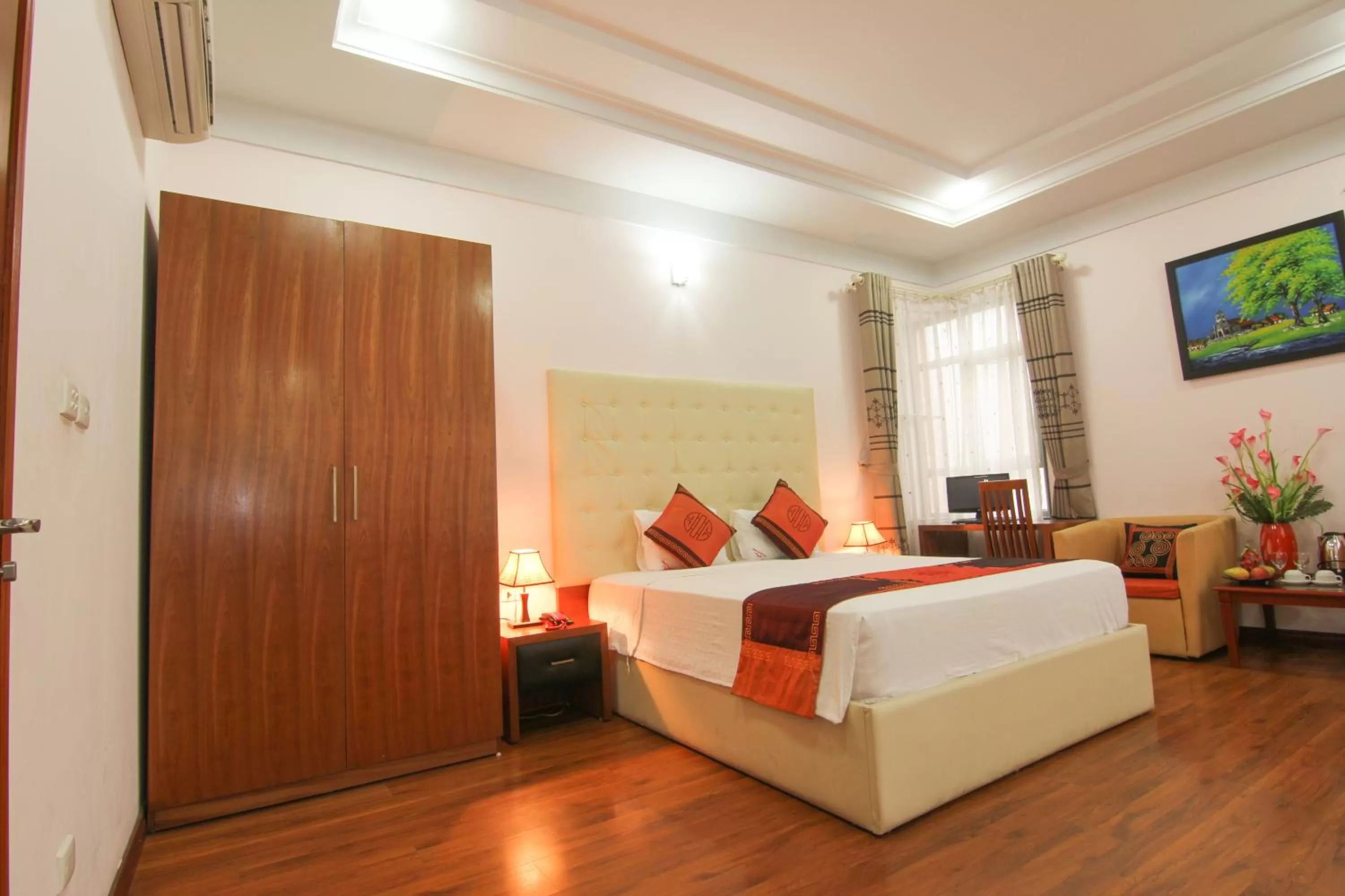 Living room, Bed in Urban Alley Hotel