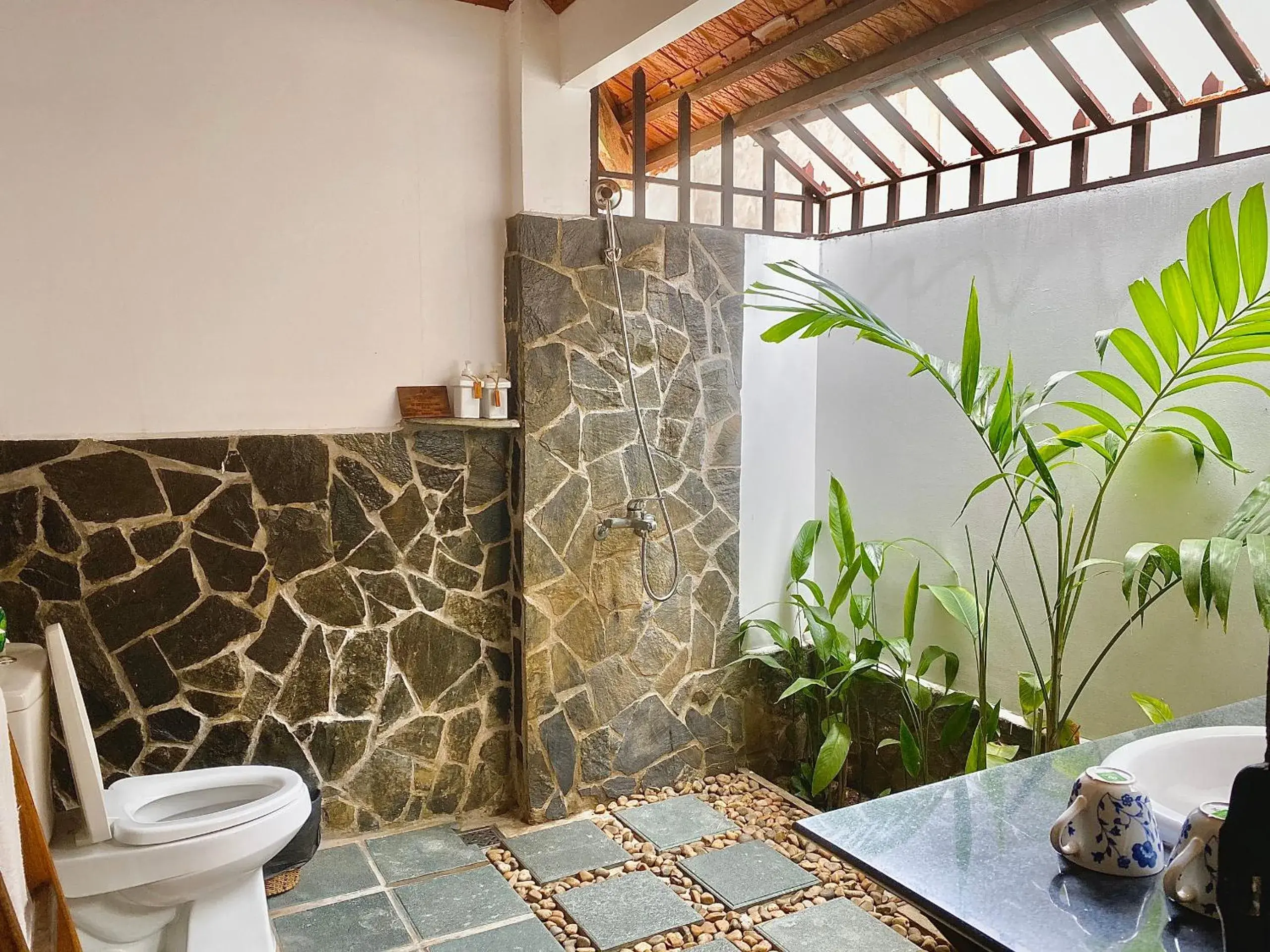 Bathroom in Thanh Kieu Beach Resort