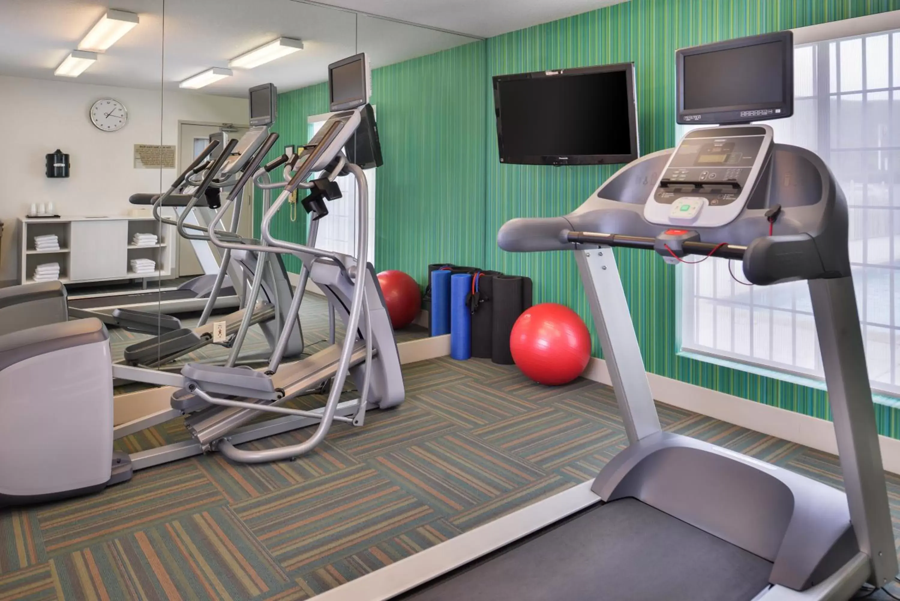 Spa and wellness centre/facilities in Holiday Inn Express Westley by IHG Spa and wellness centre/facilities in Holiday Inn Express Westley by IHG
