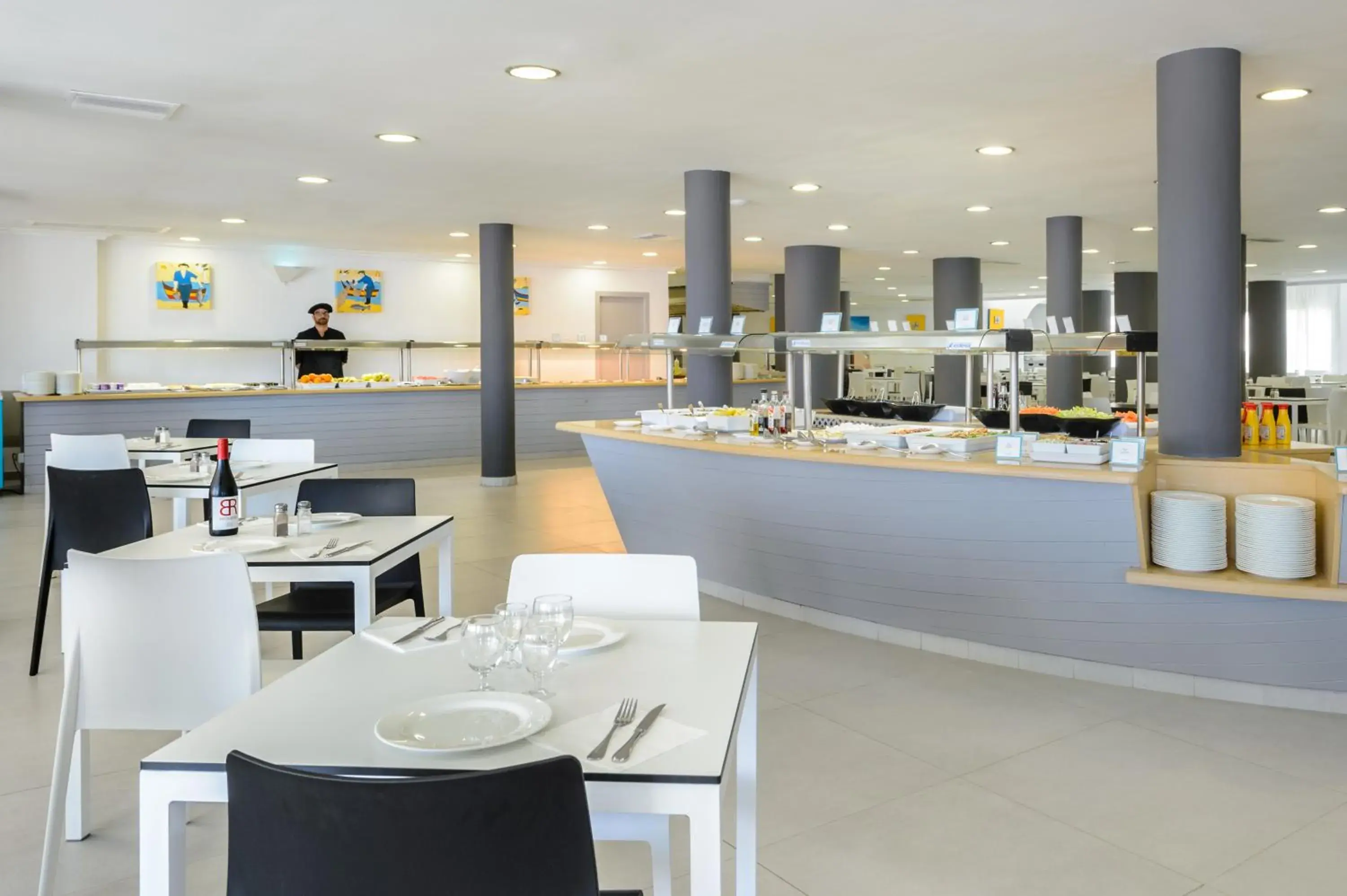 Restaurant/Places to Eat in Hotel Playasol San Remo