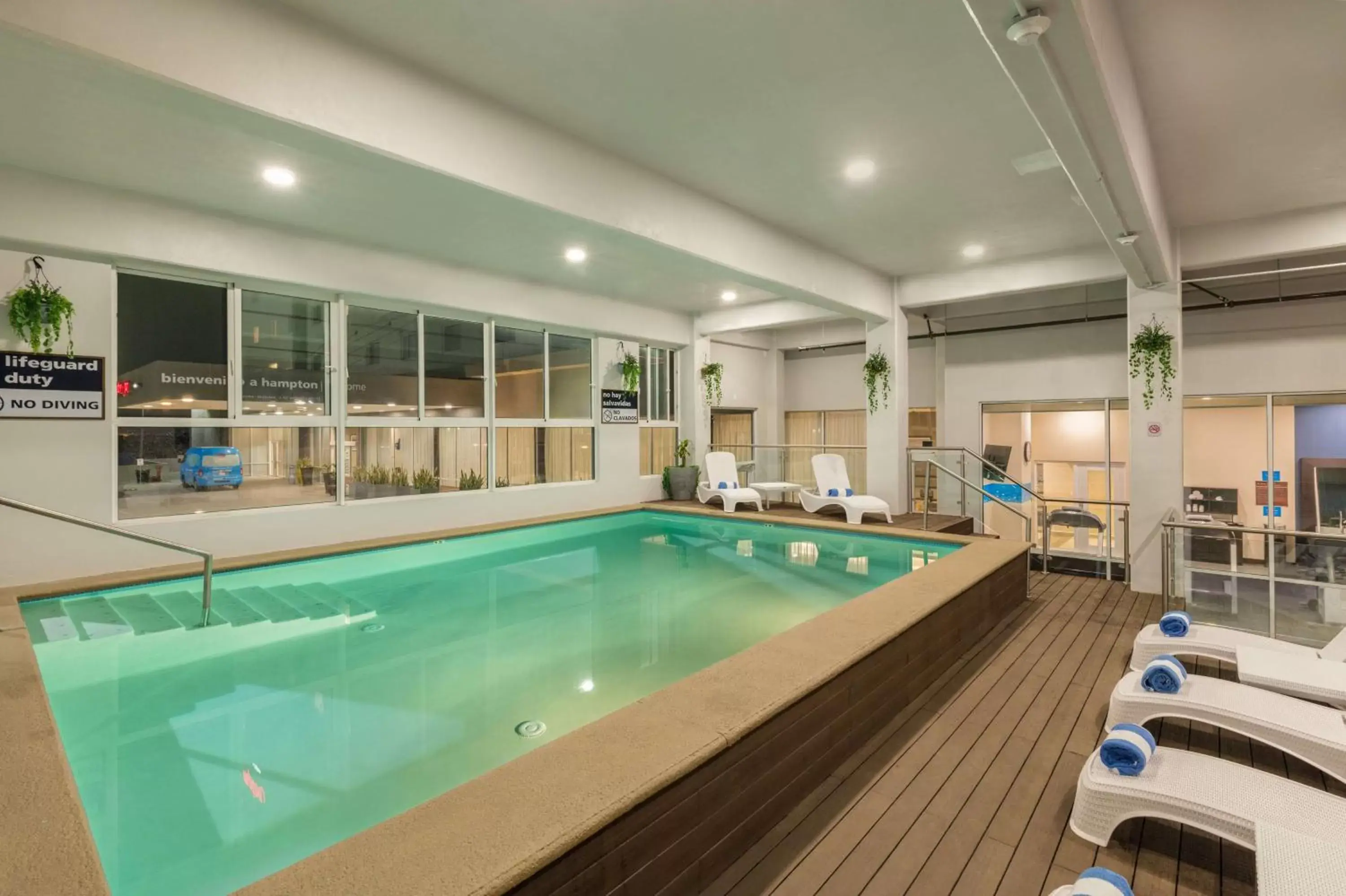 Pool view, Swimming Pool in Hampton Inn By Hilton Tijuana