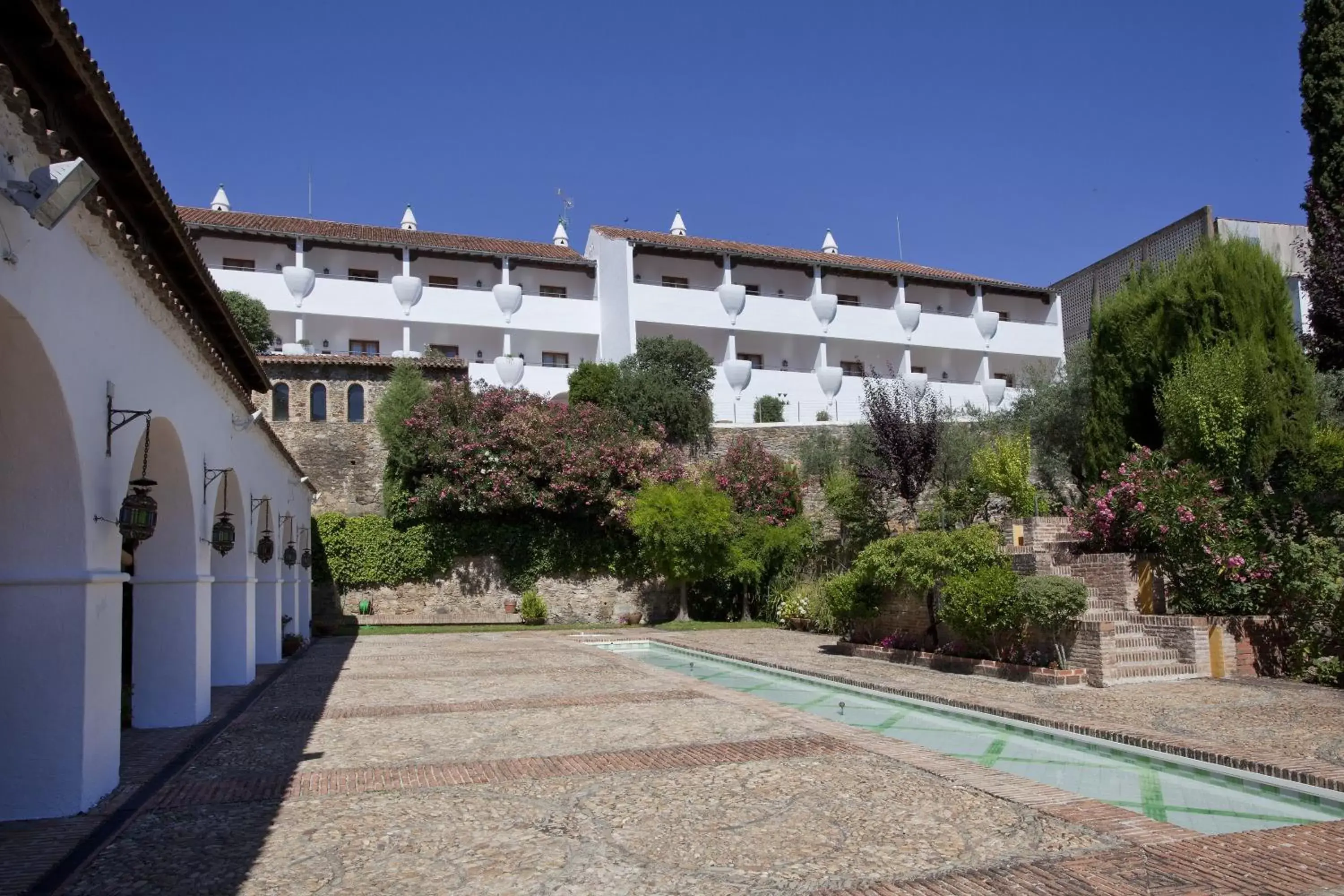 Day, Property Building in Parador de Guadalupe