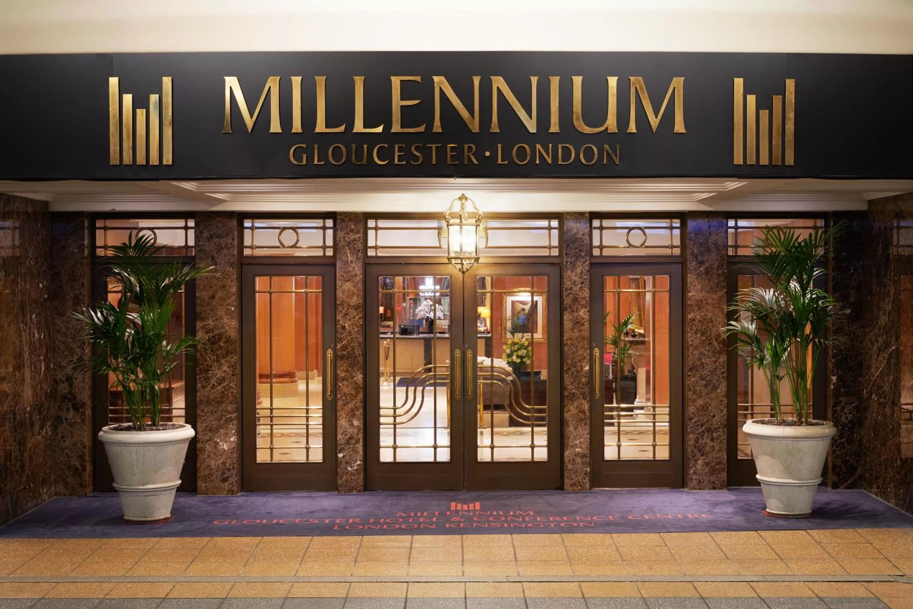 Property building in Millennium Hotel and Conference Centre Gloucester London