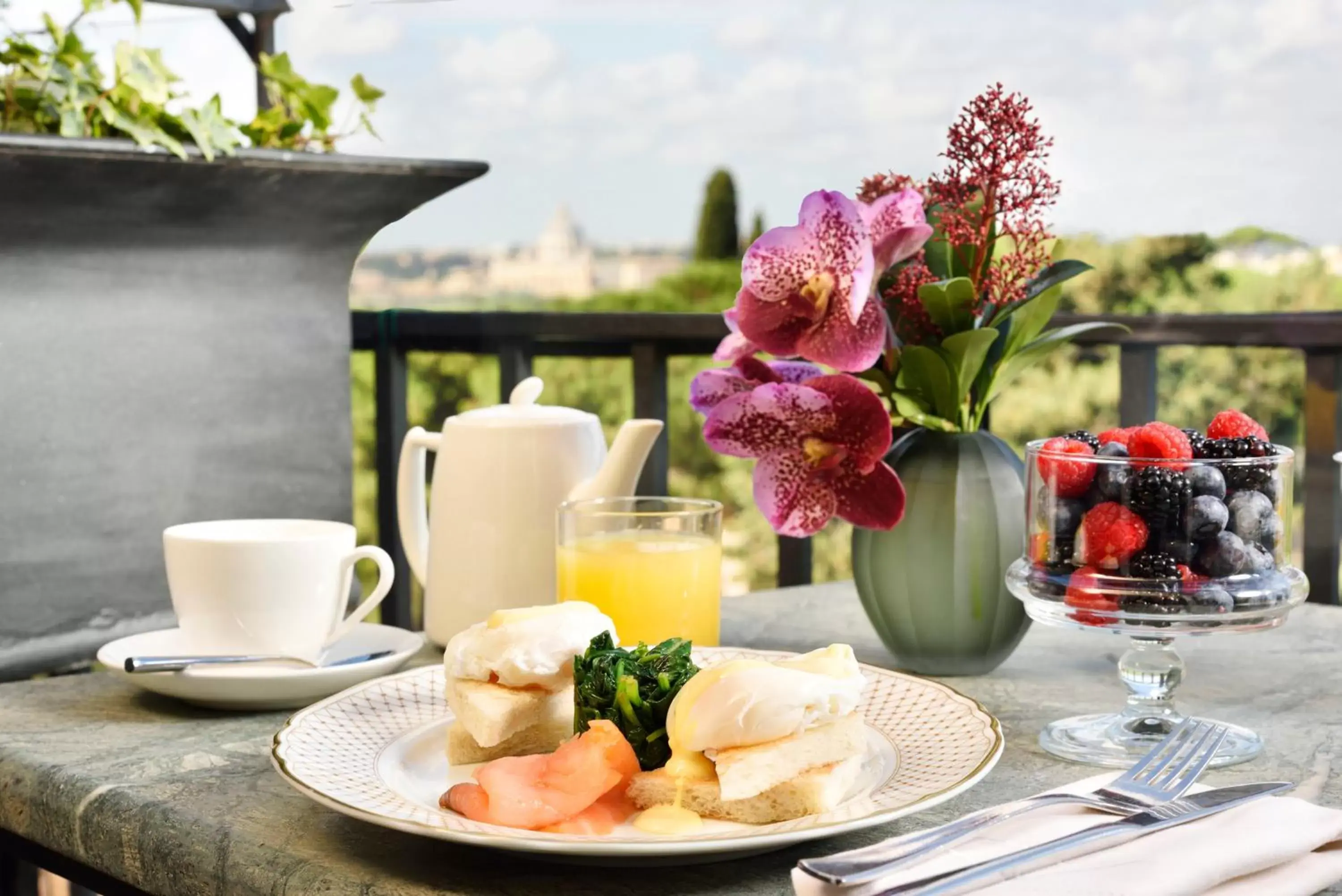 Breakfast in Hotel Splendide Royal - The Leading Hotels of the World