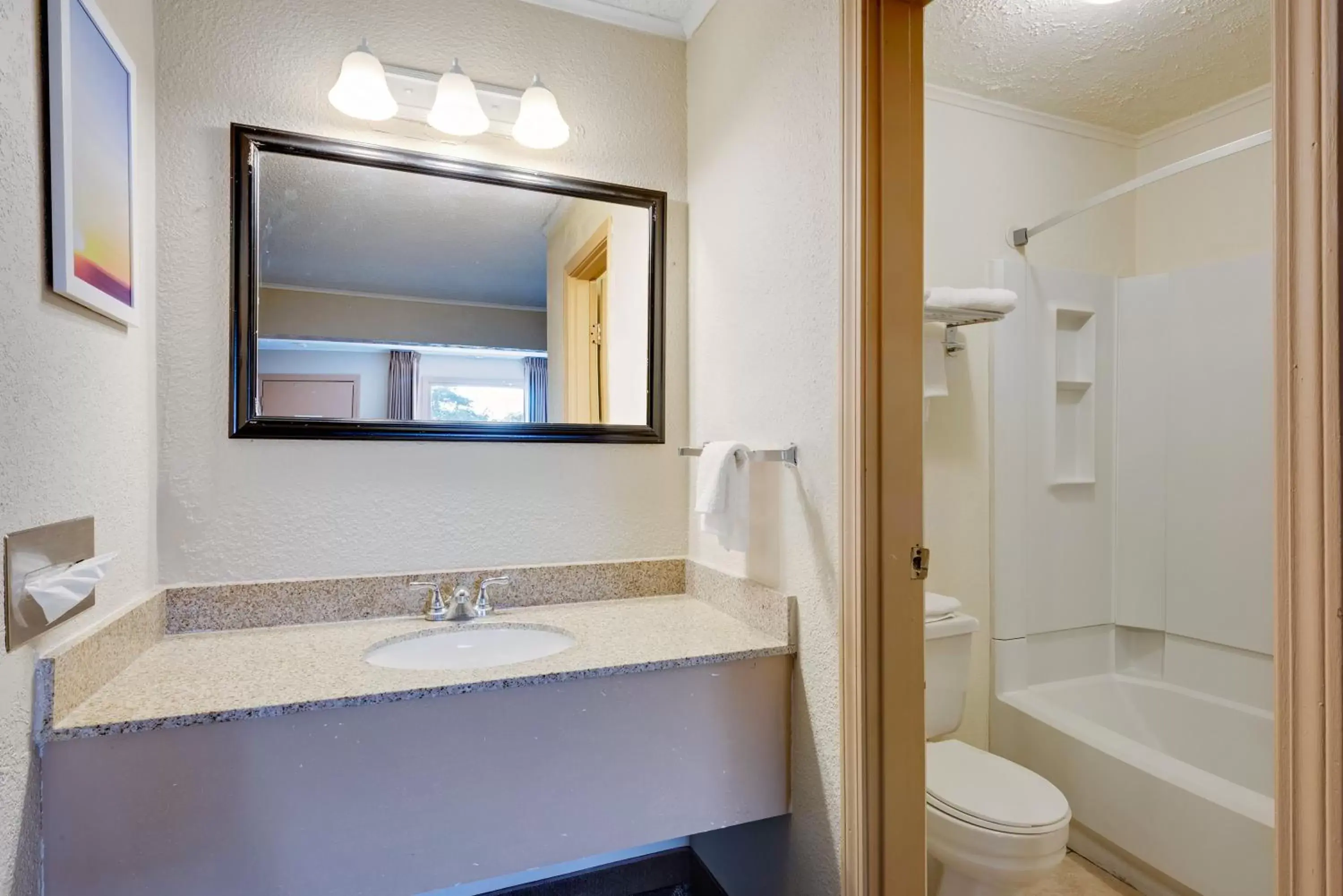 Shower, Bathroom in Days Inn by Wyndham Fairmont