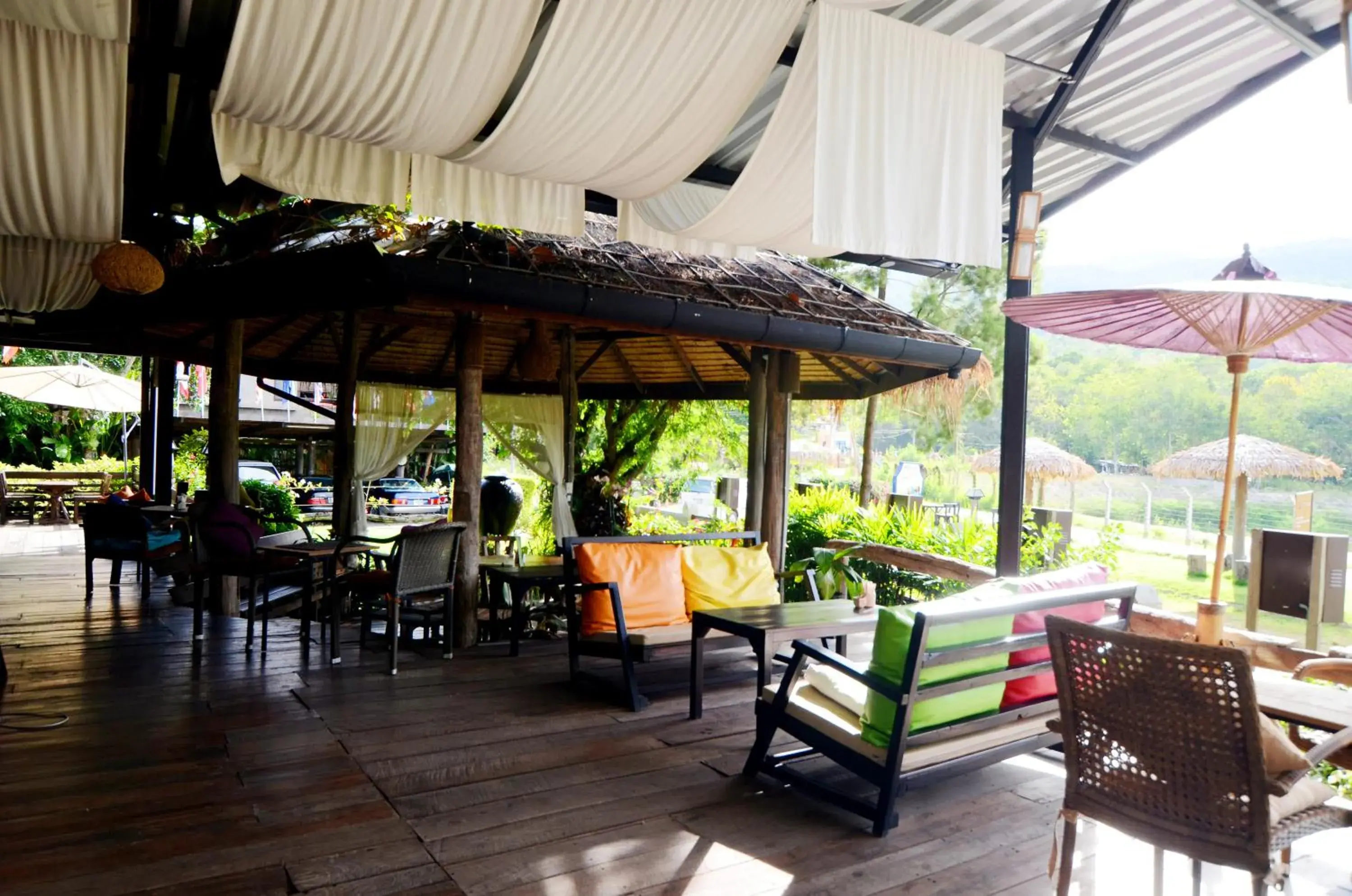Communal lounge/ TV room, Restaurant/Places to Eat in Kireethara Boutique Resort