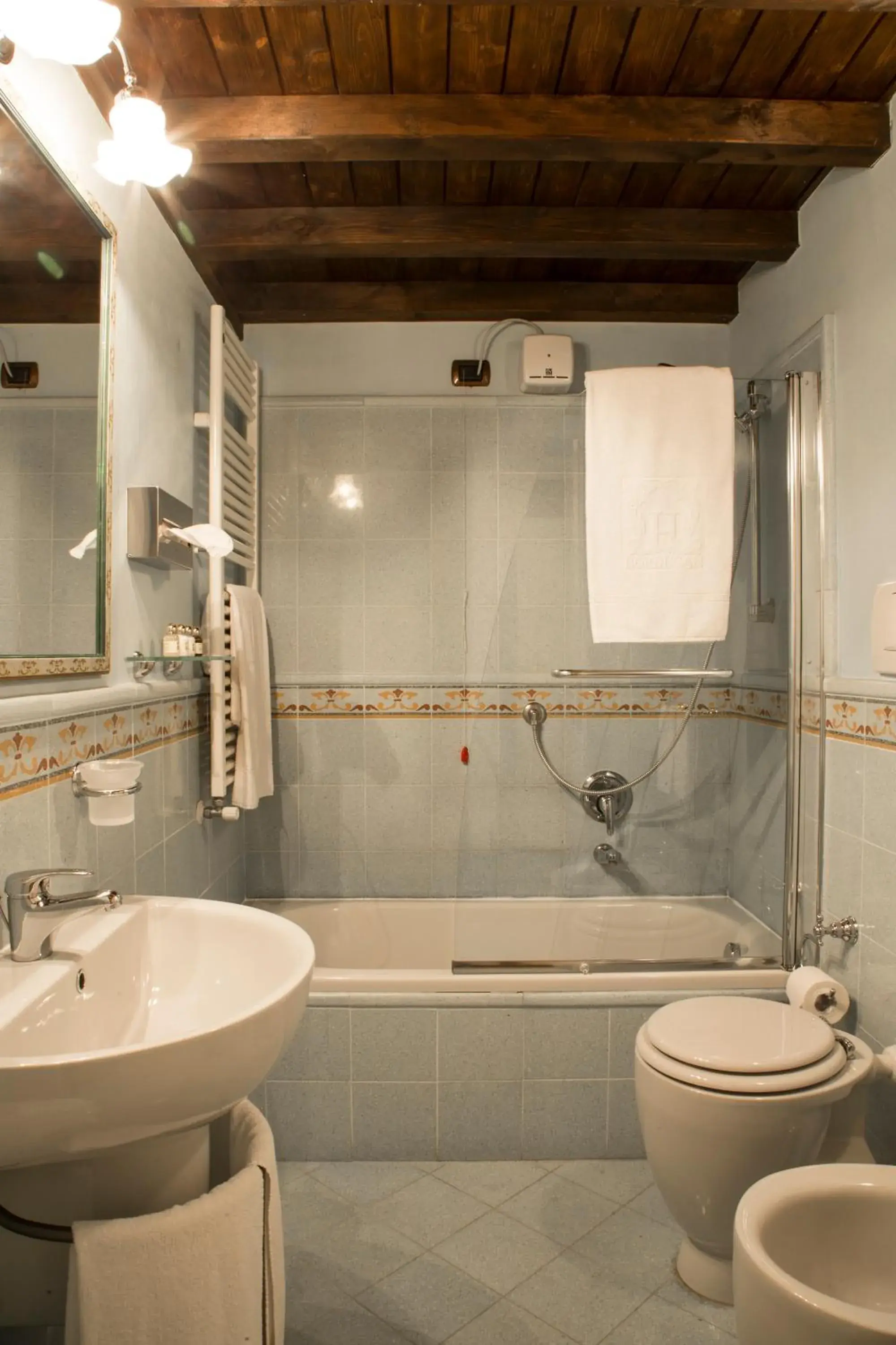 Shower, Bathroom in Al Borducan Romantic Hotel - Adults Only