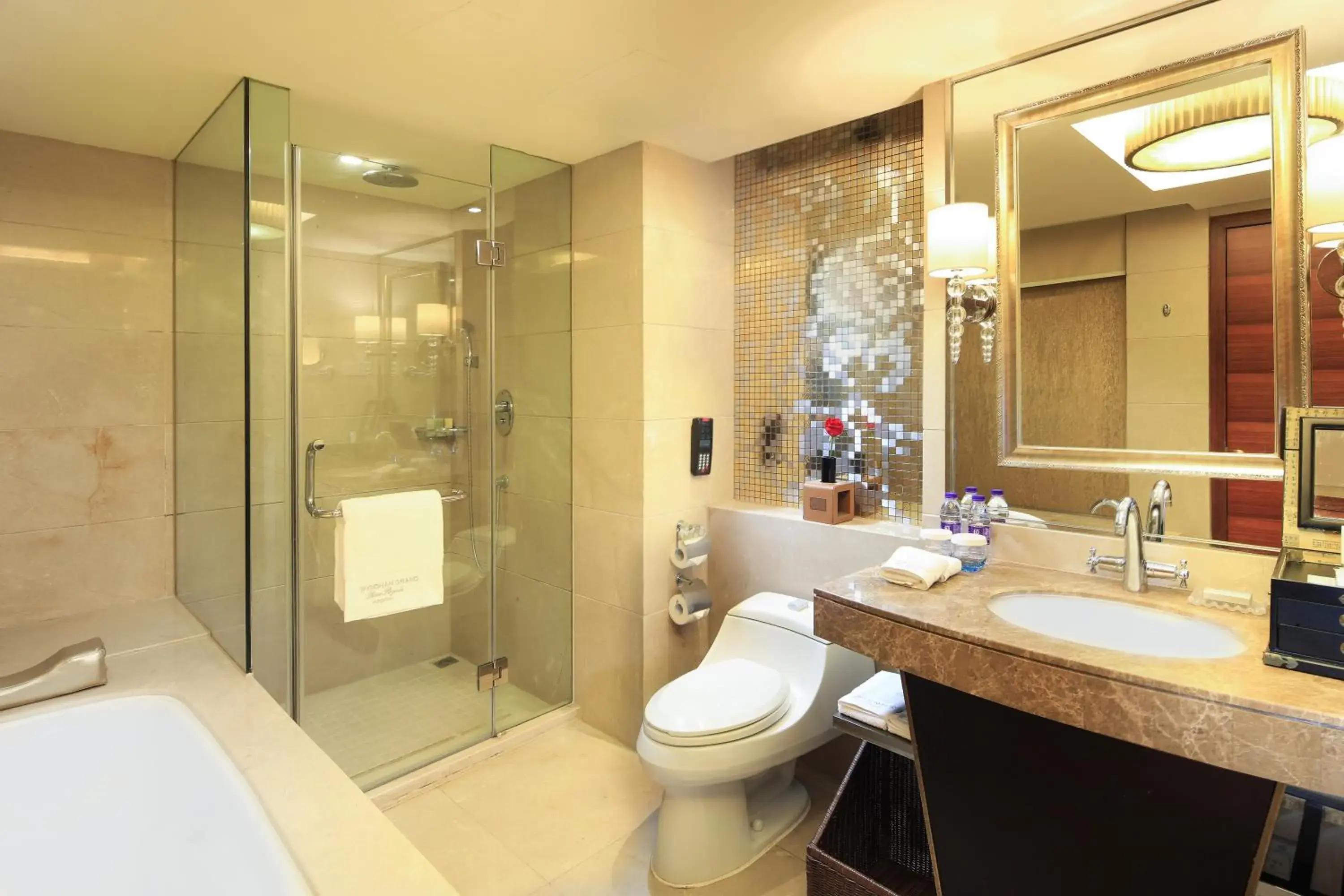 Bathroom in Wyndham Grand Plaza Royale Hangzhou