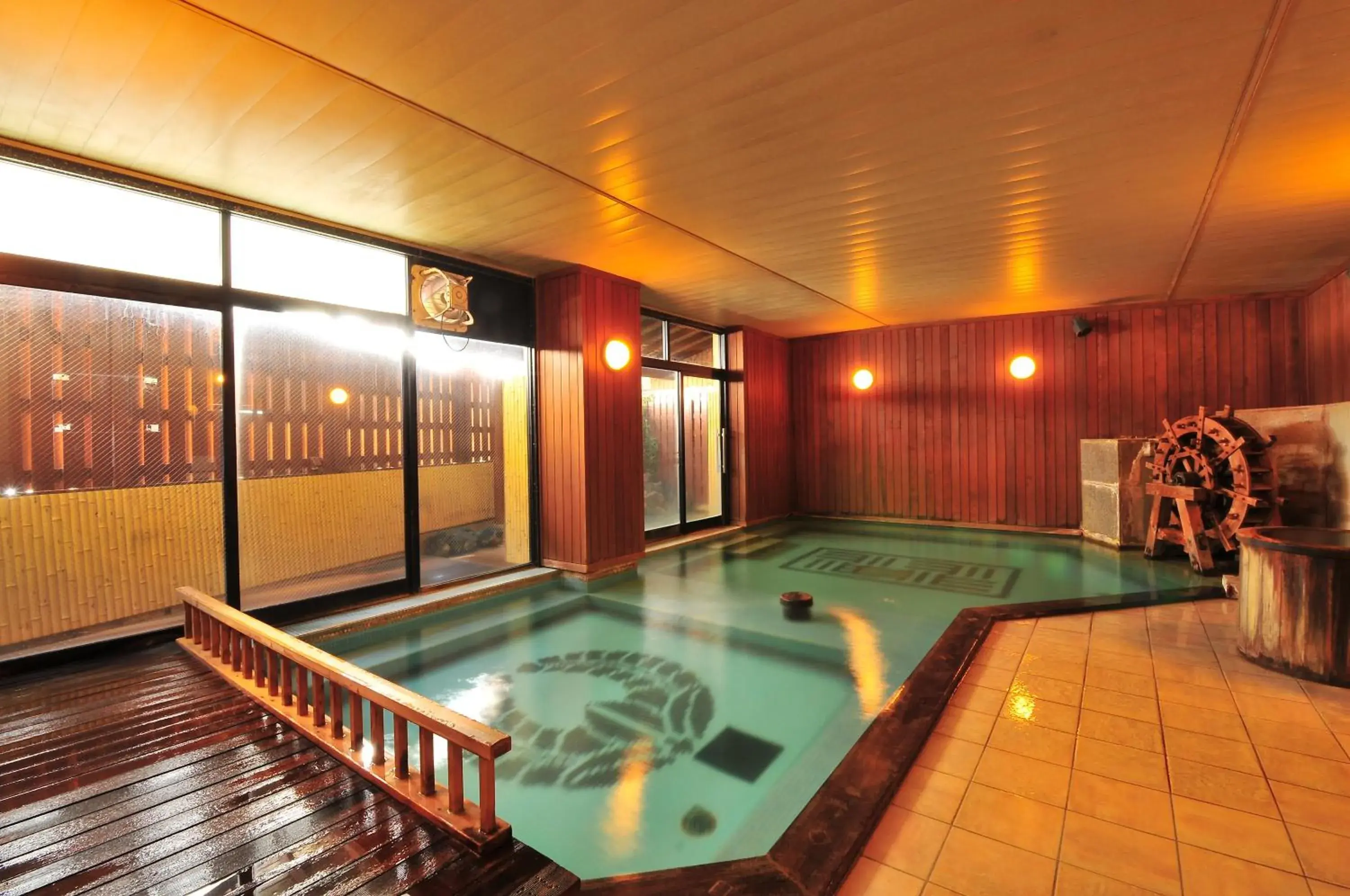 Hot Spring Bath, Swimming Pool in Kusatsu Onsen Daitokan