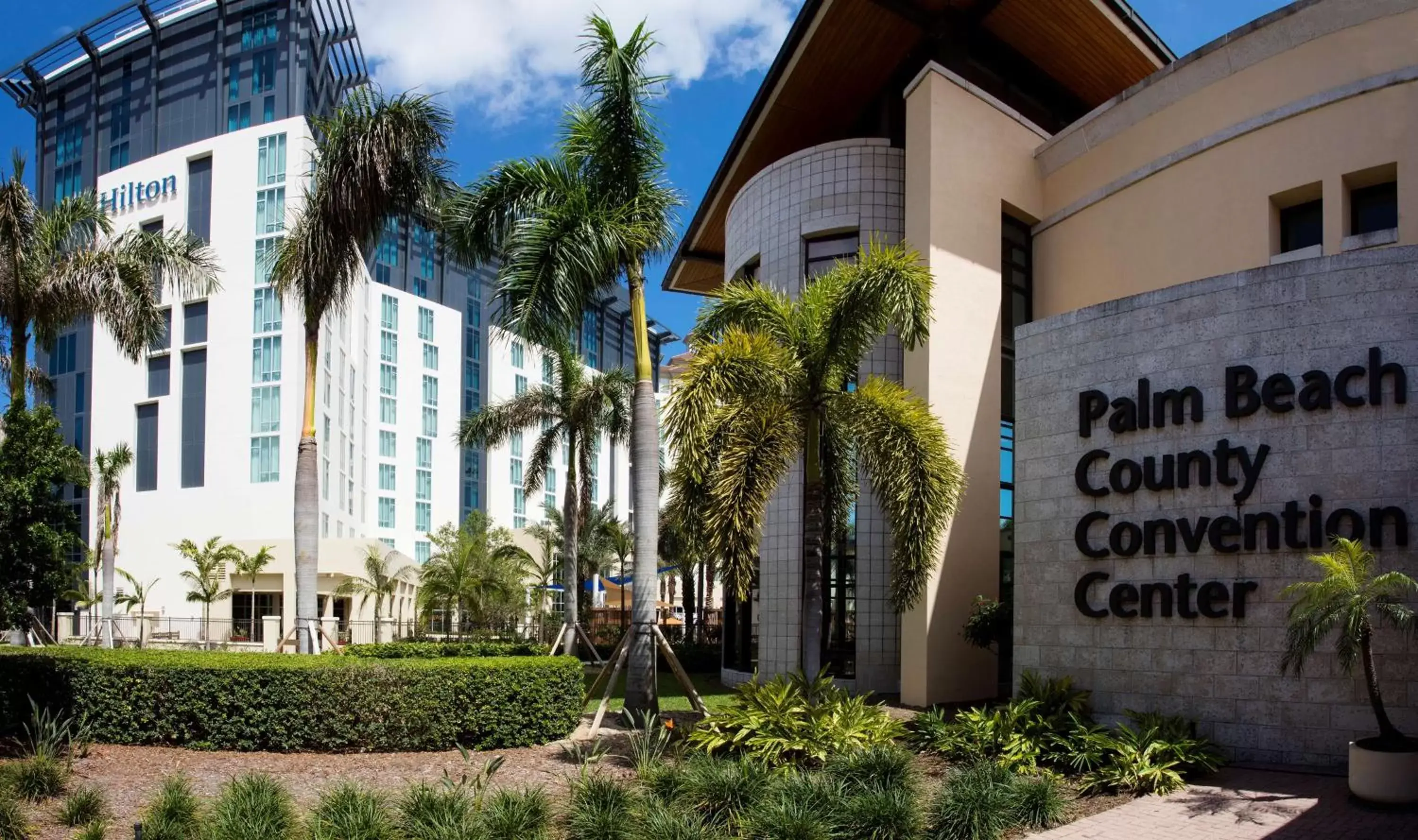 Property Building in Hilton West Palm Beach