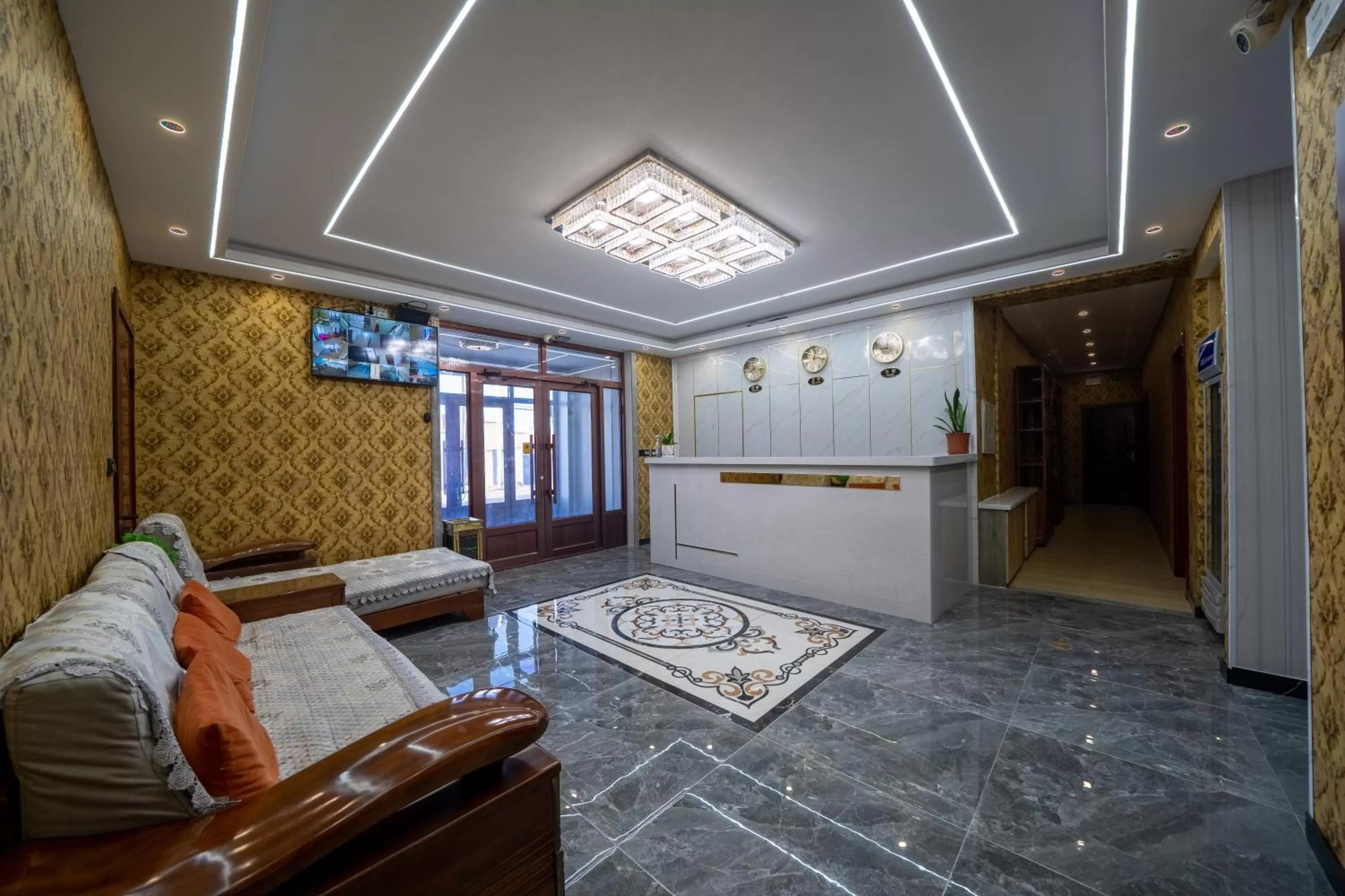 Seating area in XinQihang Hotel Harbin Taiping Airport