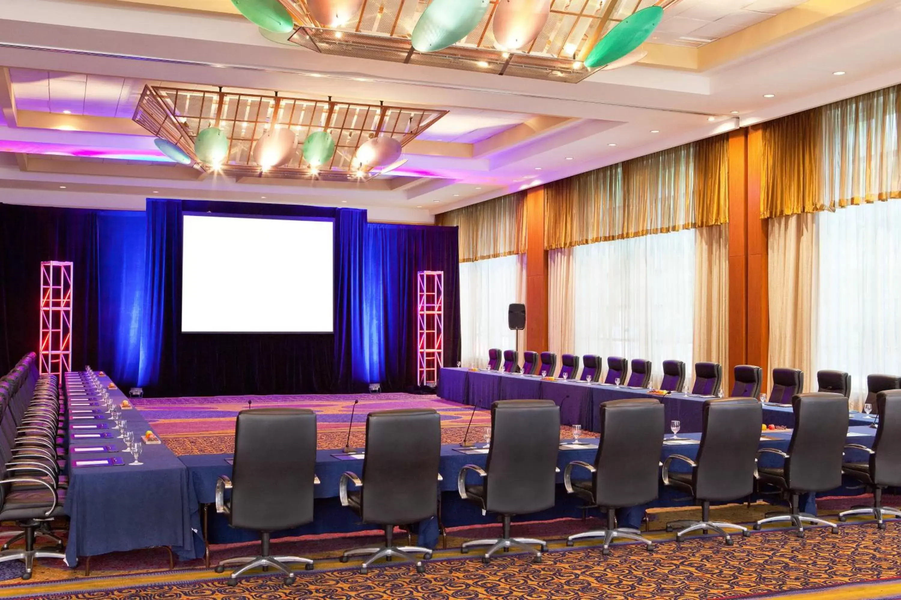 Meeting/conference room in Courtland Grand Hotel, Trademark Collection by Wyndham