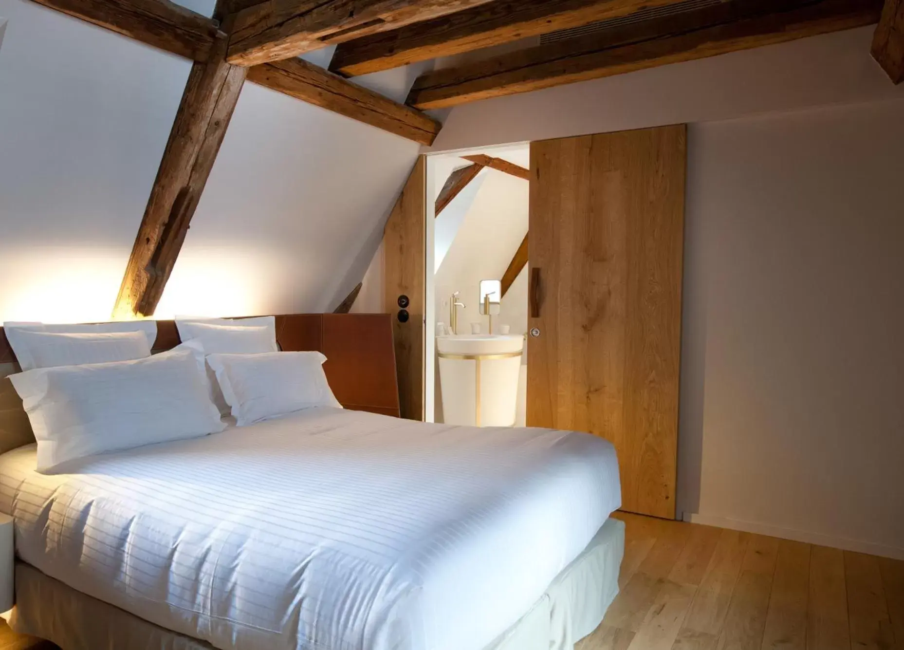 Bedroom, Bed in Hotel Les Haras