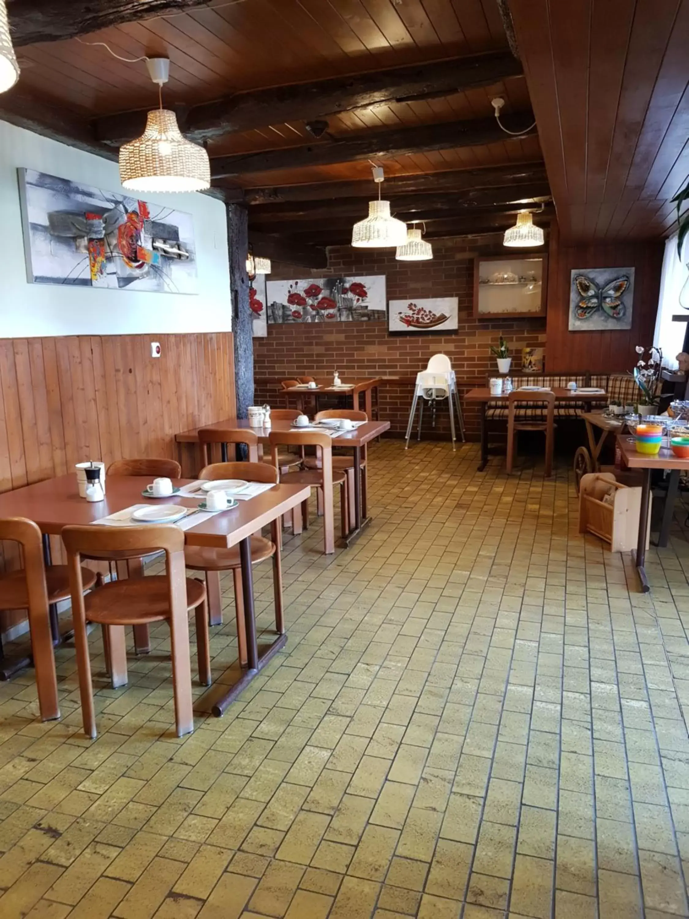 Restaurant/Places to Eat in Garni-Hotel Mühletal