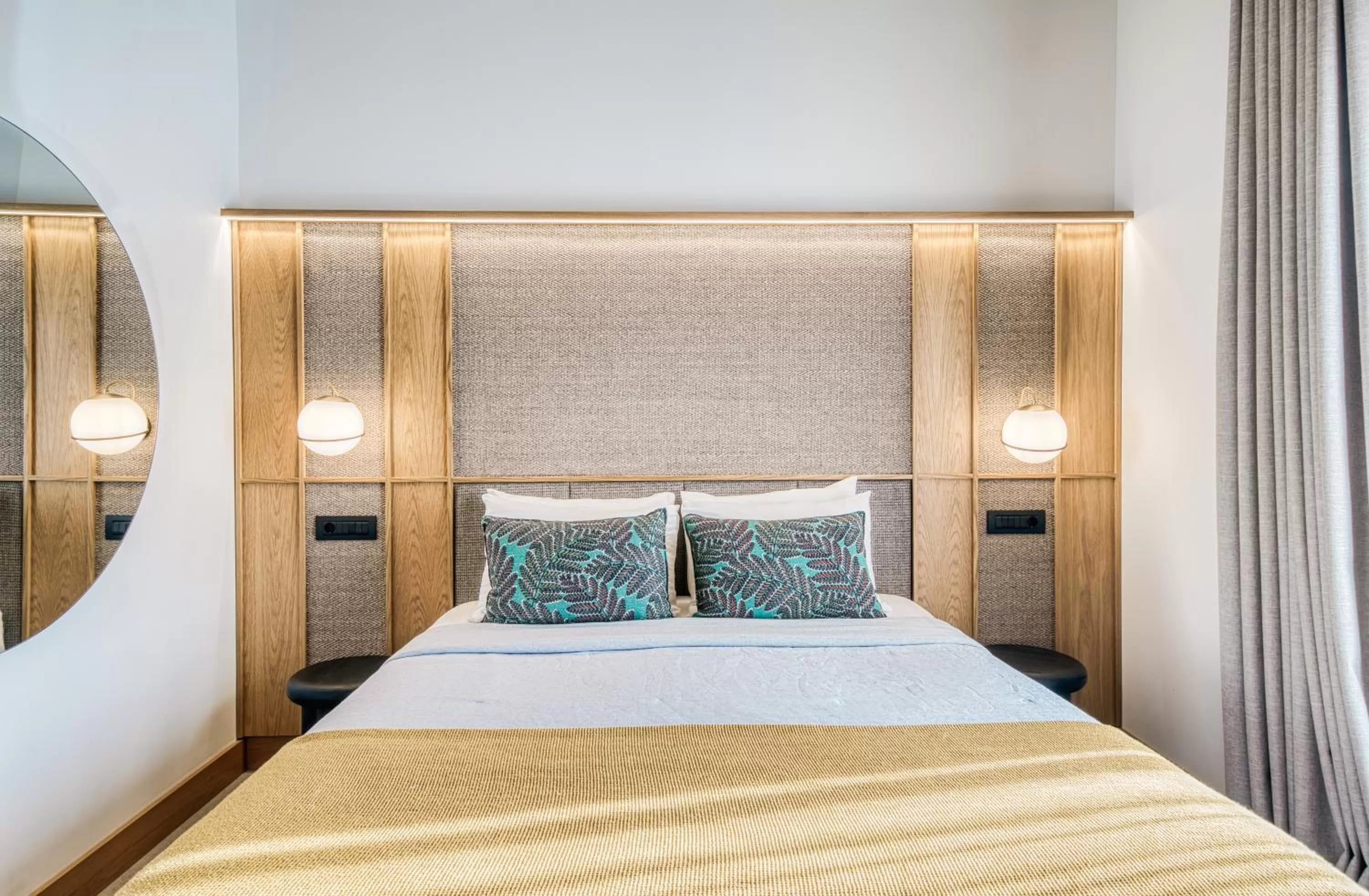 Luxury Suite with Balcony and Pool View  in Capital Luxury Suites