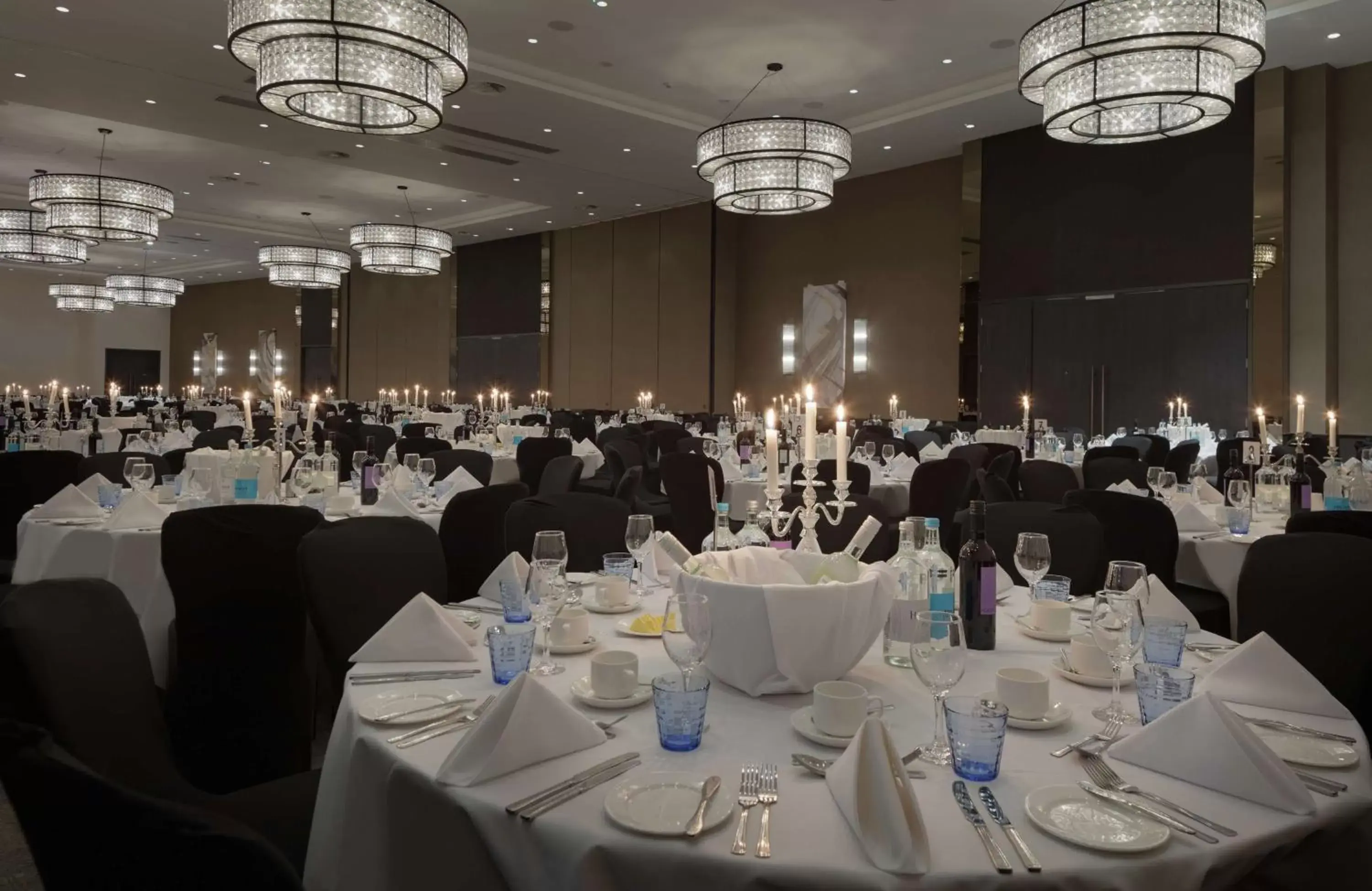 Meeting/conference room, Restaurant/Places to Eat in Hilton at the Ageas Bowl, Southampton