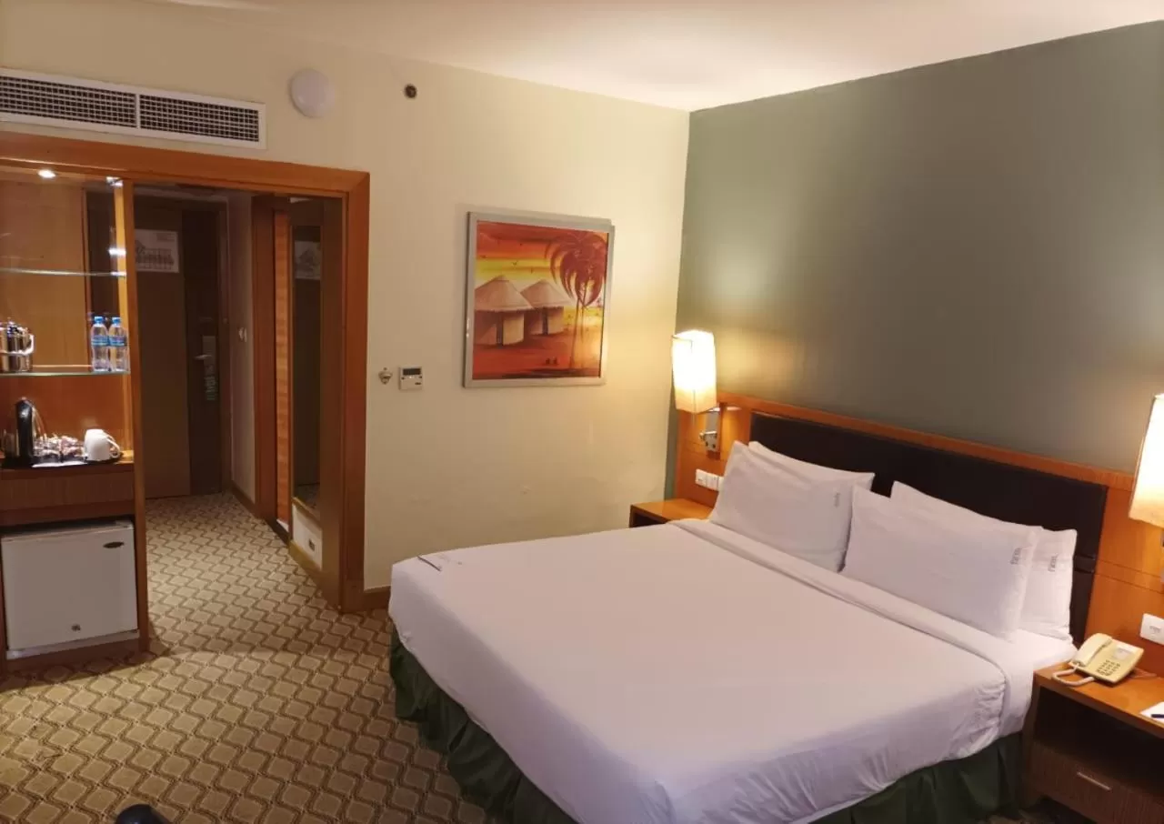 Photo of the whole room in Holiday Inn Dar Es Salaam by IHG