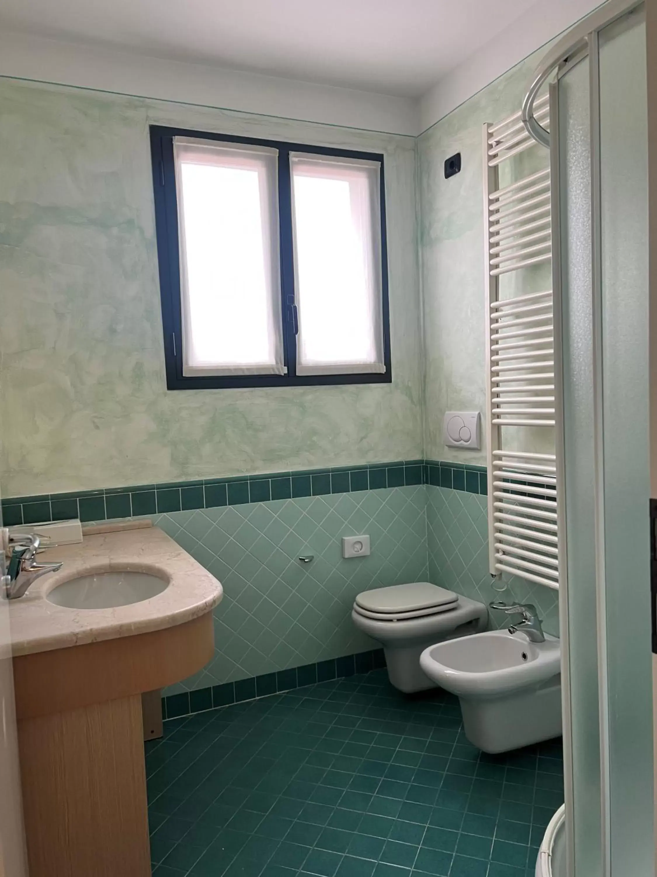 Toilet, Bathroom in Le Terrazze sul Lago Hotel & Residence