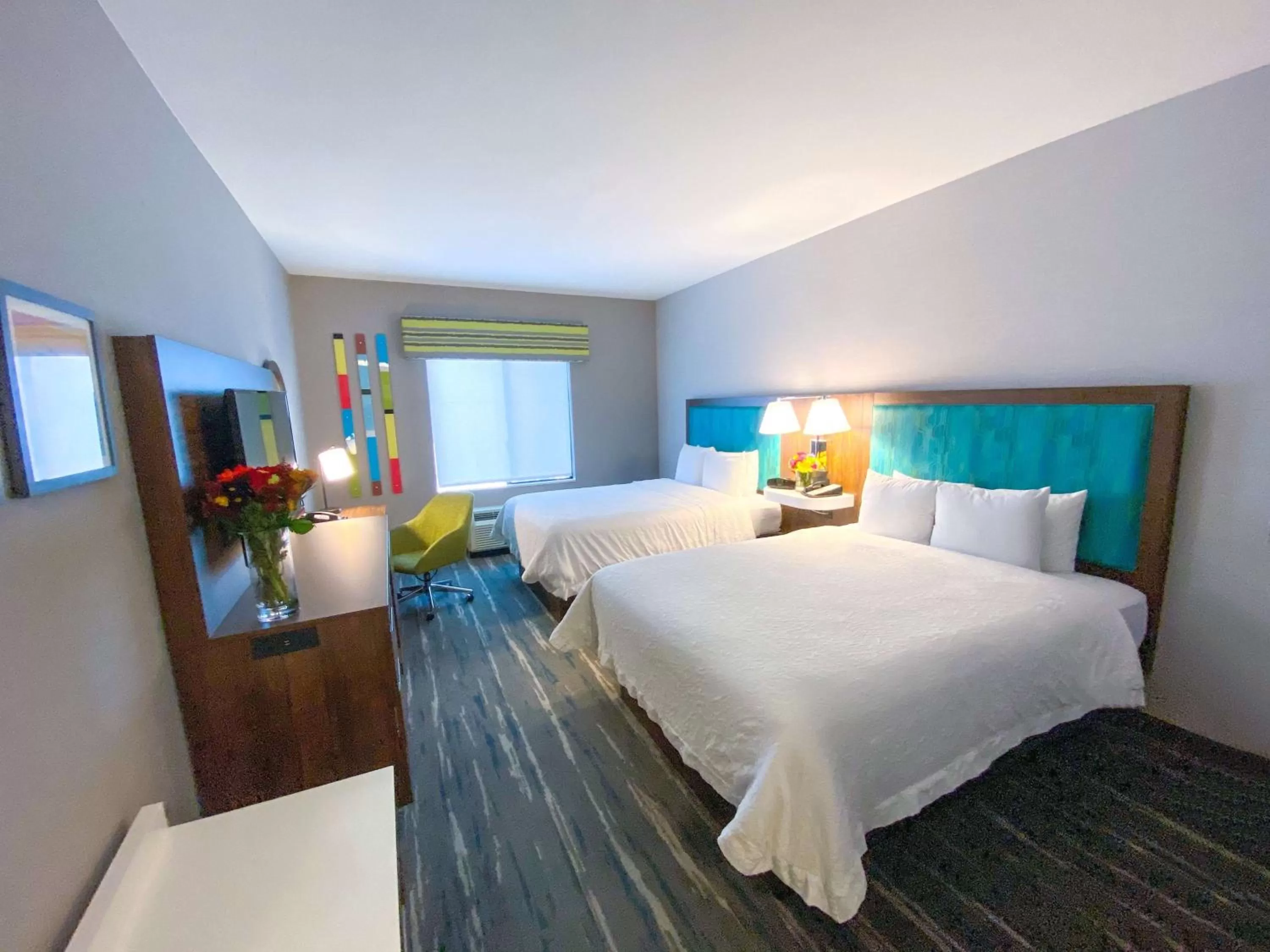 Bed in Hampton Inn Carlsbad North San Diego County