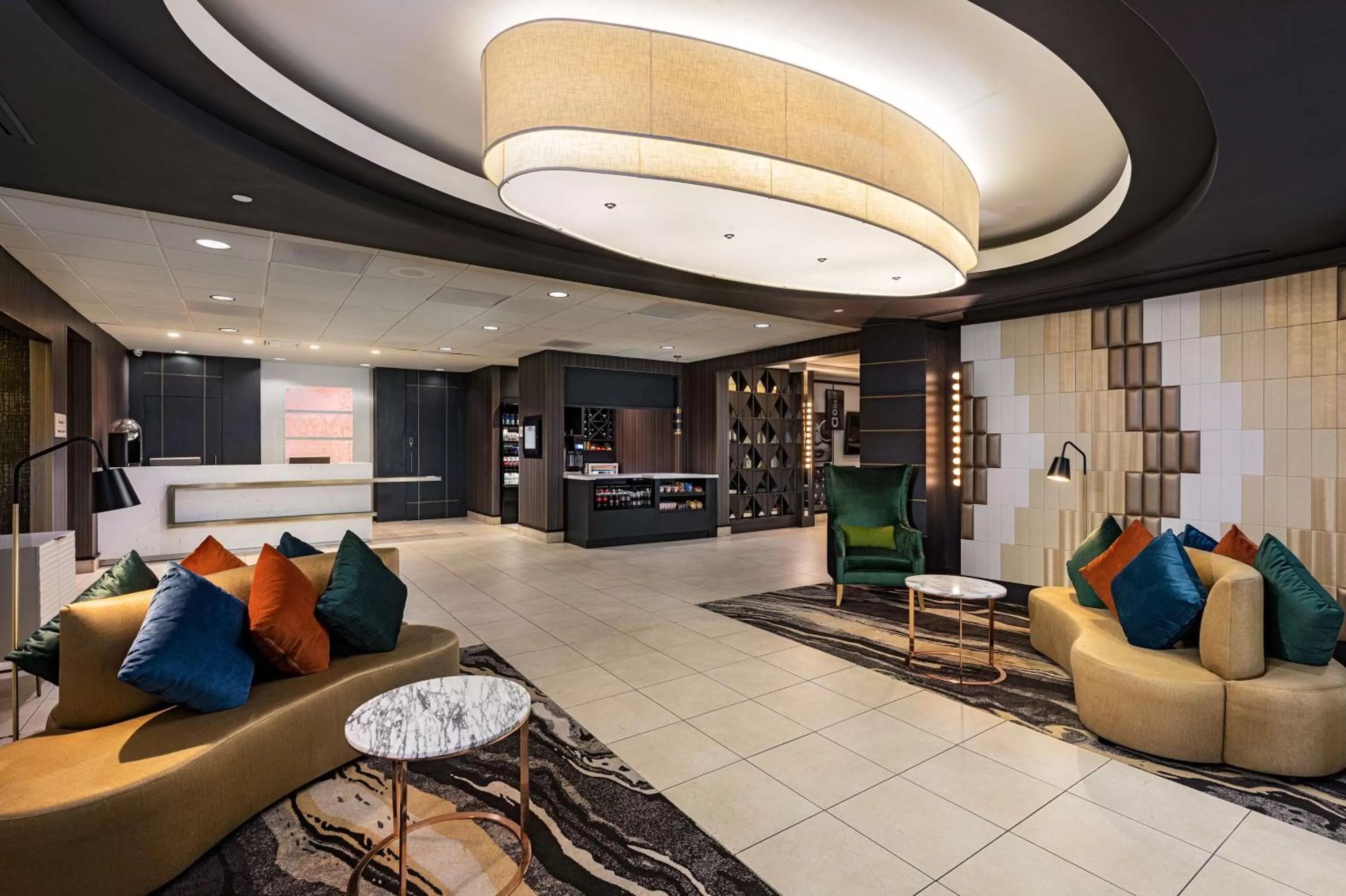 Lobby or reception in Hilton Garden Inn Los Angeles / Hollywood