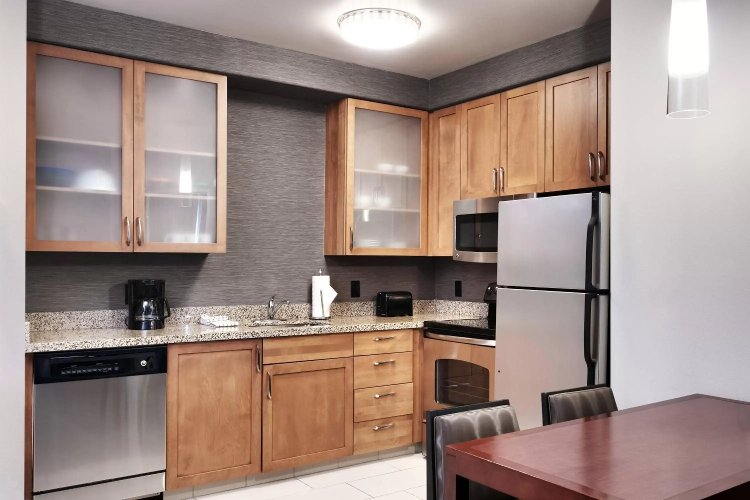 Kitchen or kitchenette, Kitchen/Kitchenette in Residence Inn by Marriott Idaho Falls