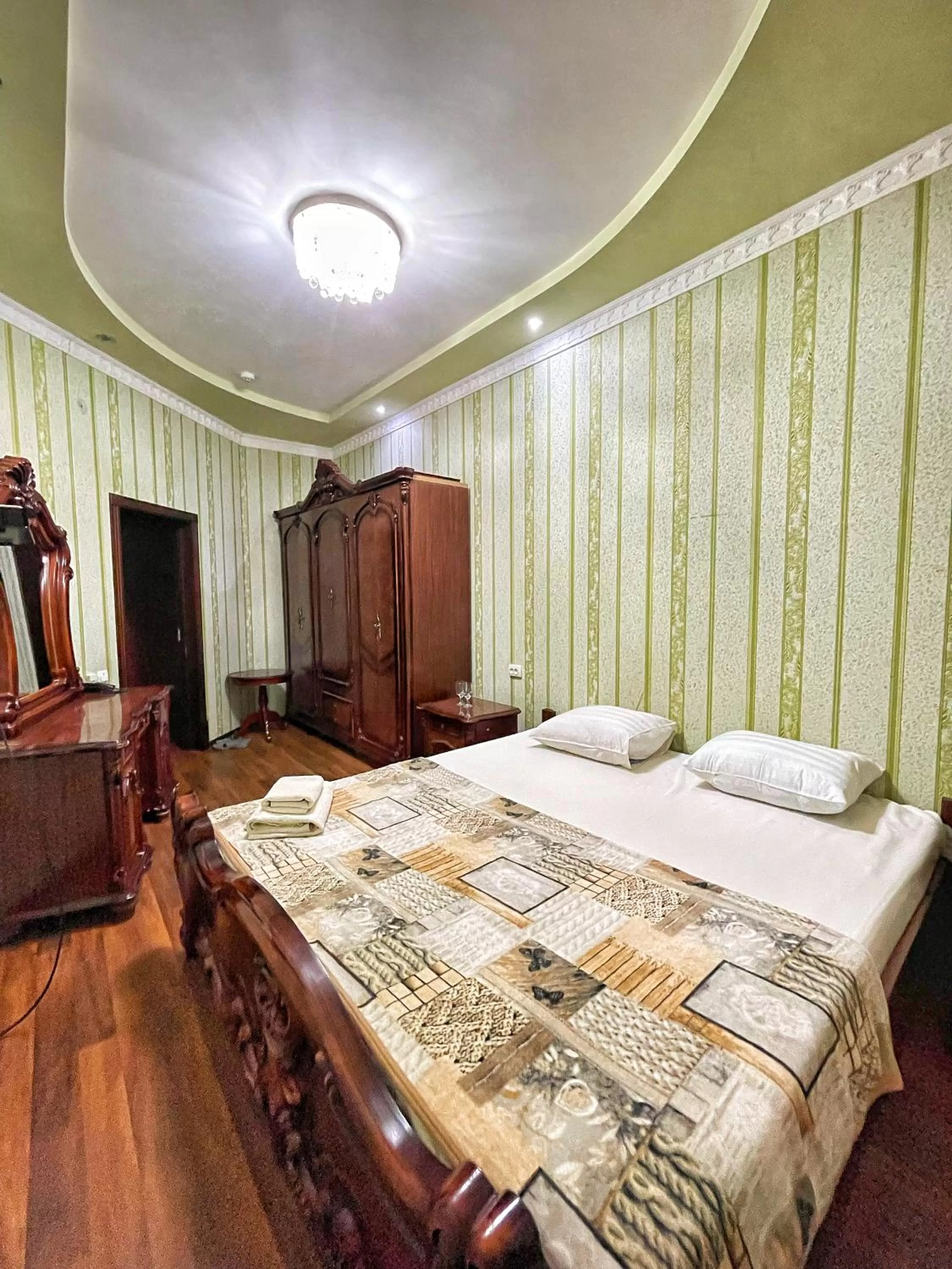 TV and multimedia in Nurafshon Boutique