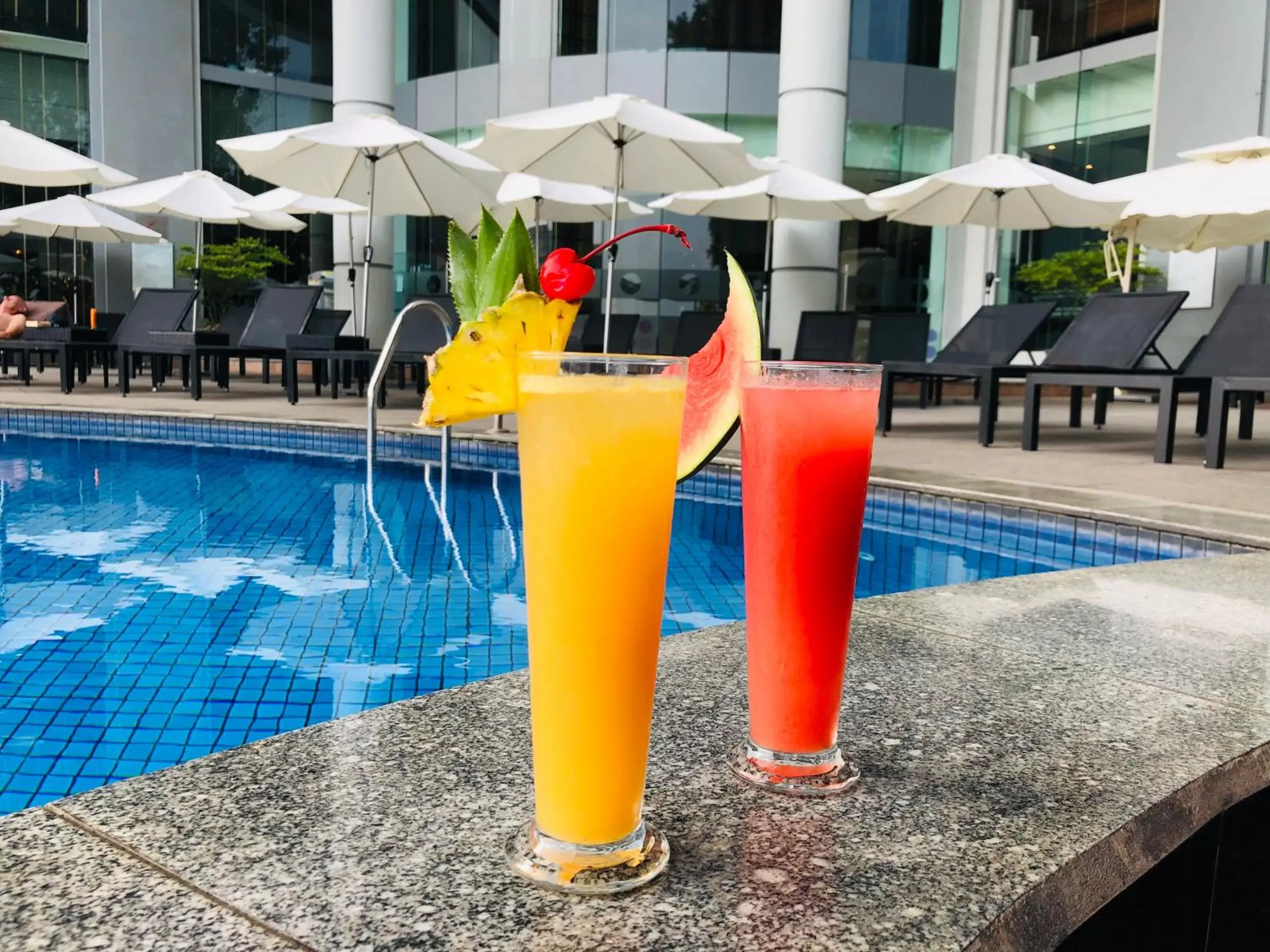 Lounge or bar, Swimming Pool in Novotel Ha Long Bay Hotel