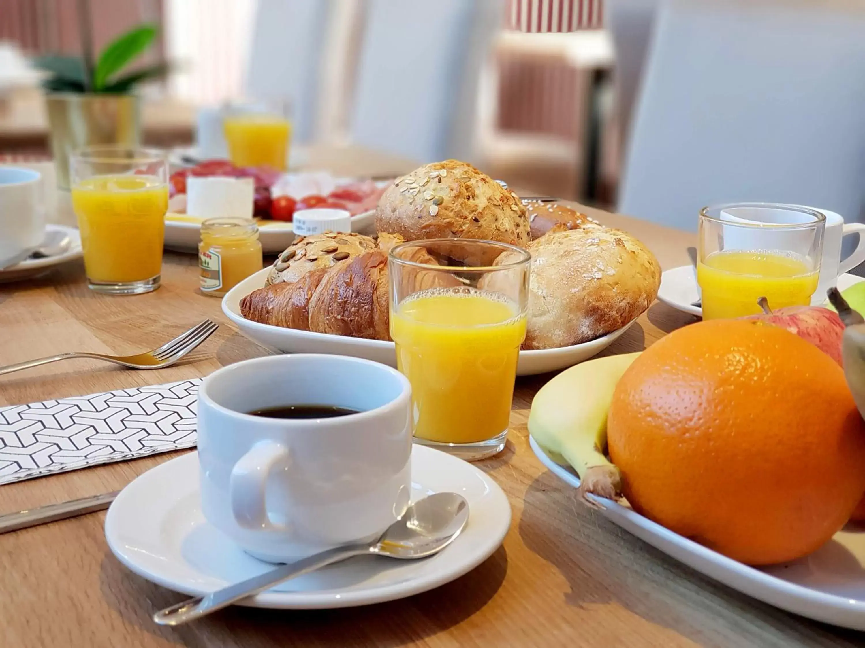 Breakfast in Hotel Denbu