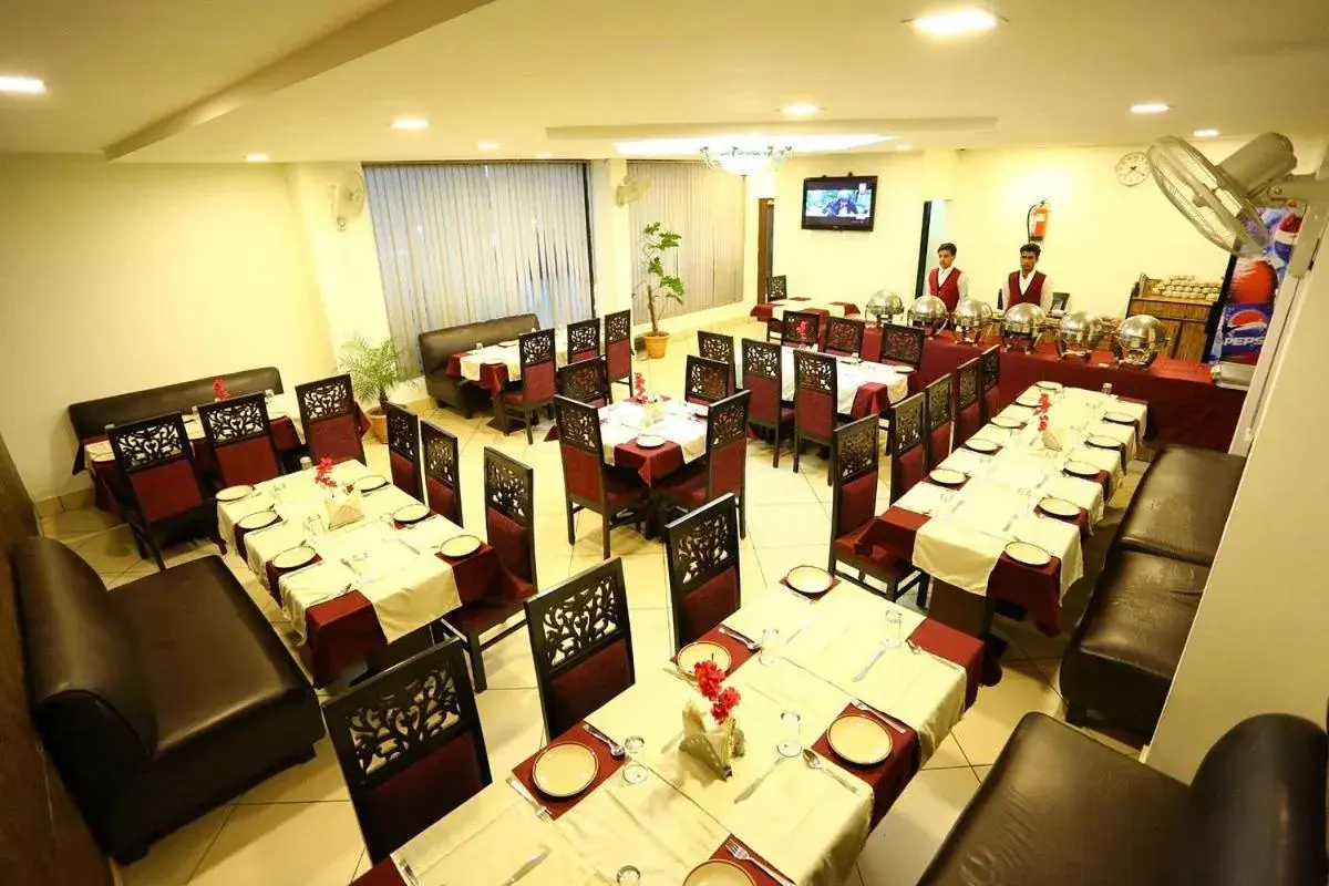 Property building, Restaurant/Places to Eat in Hotel Shree Hari Niwas