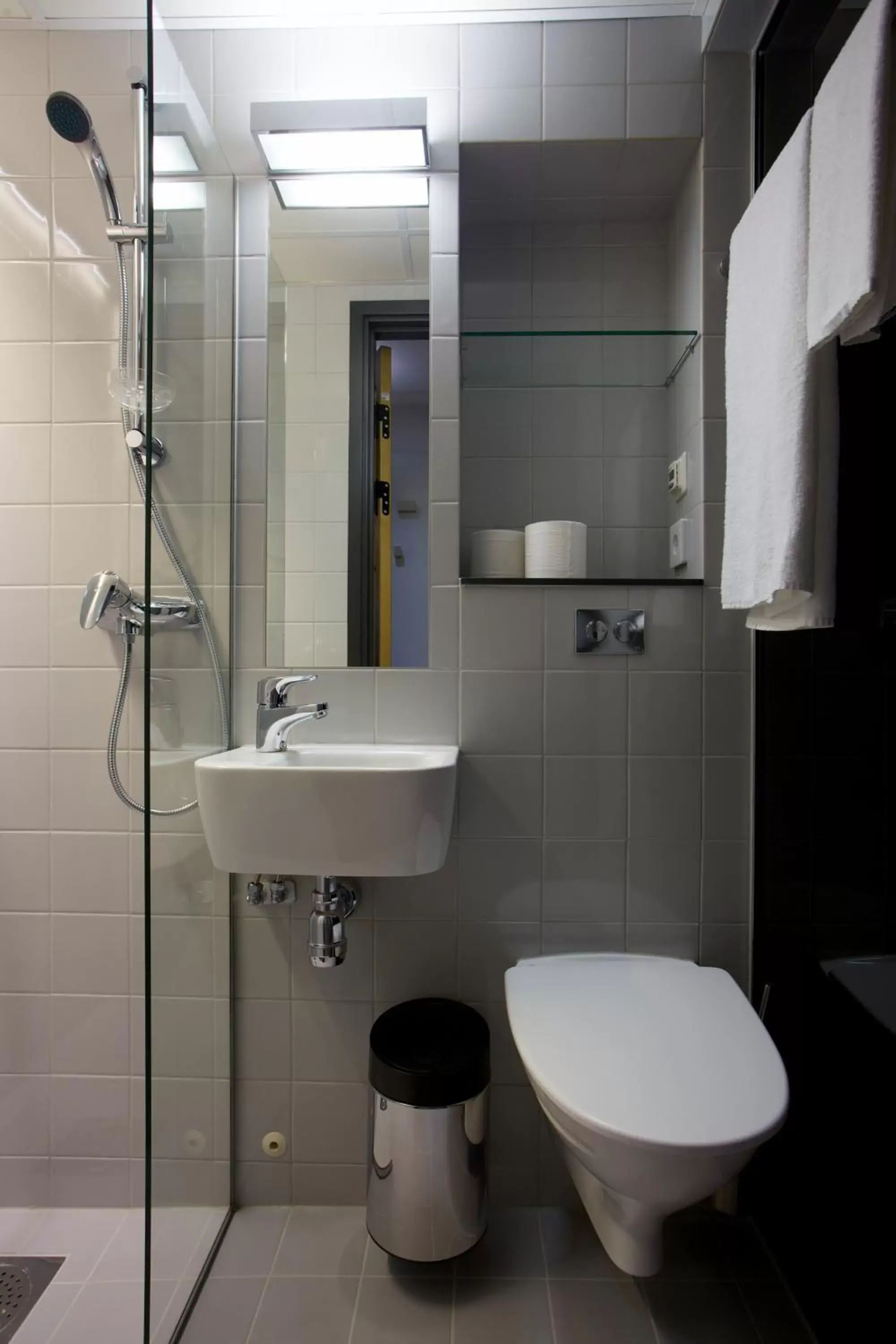 Bathroom in Comfort Hotel City
